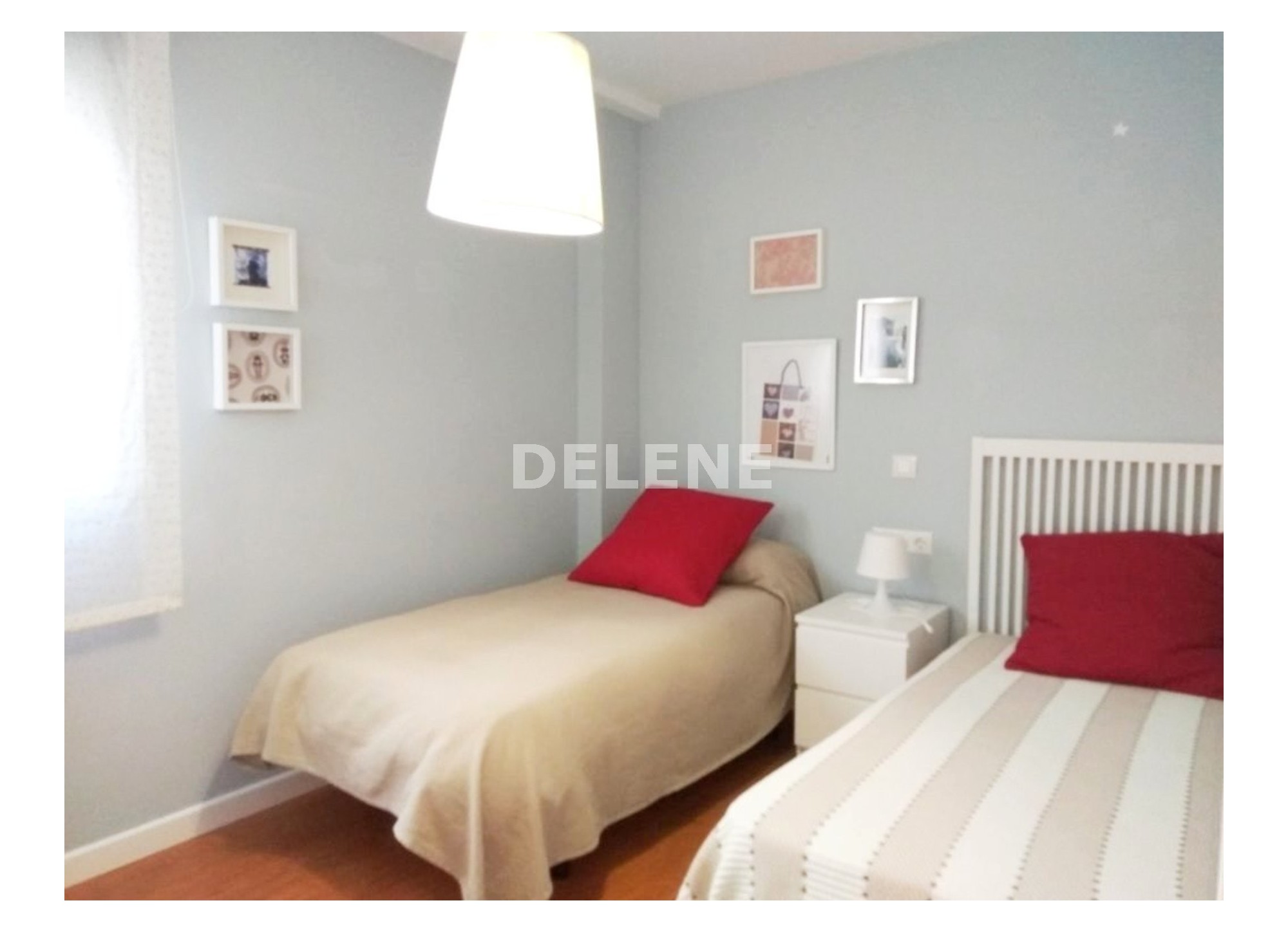 2010 PISO DE 125 M2 CON GARAJE Y TRASTERO, COLEGIO ISABEL LA CATÓLICA