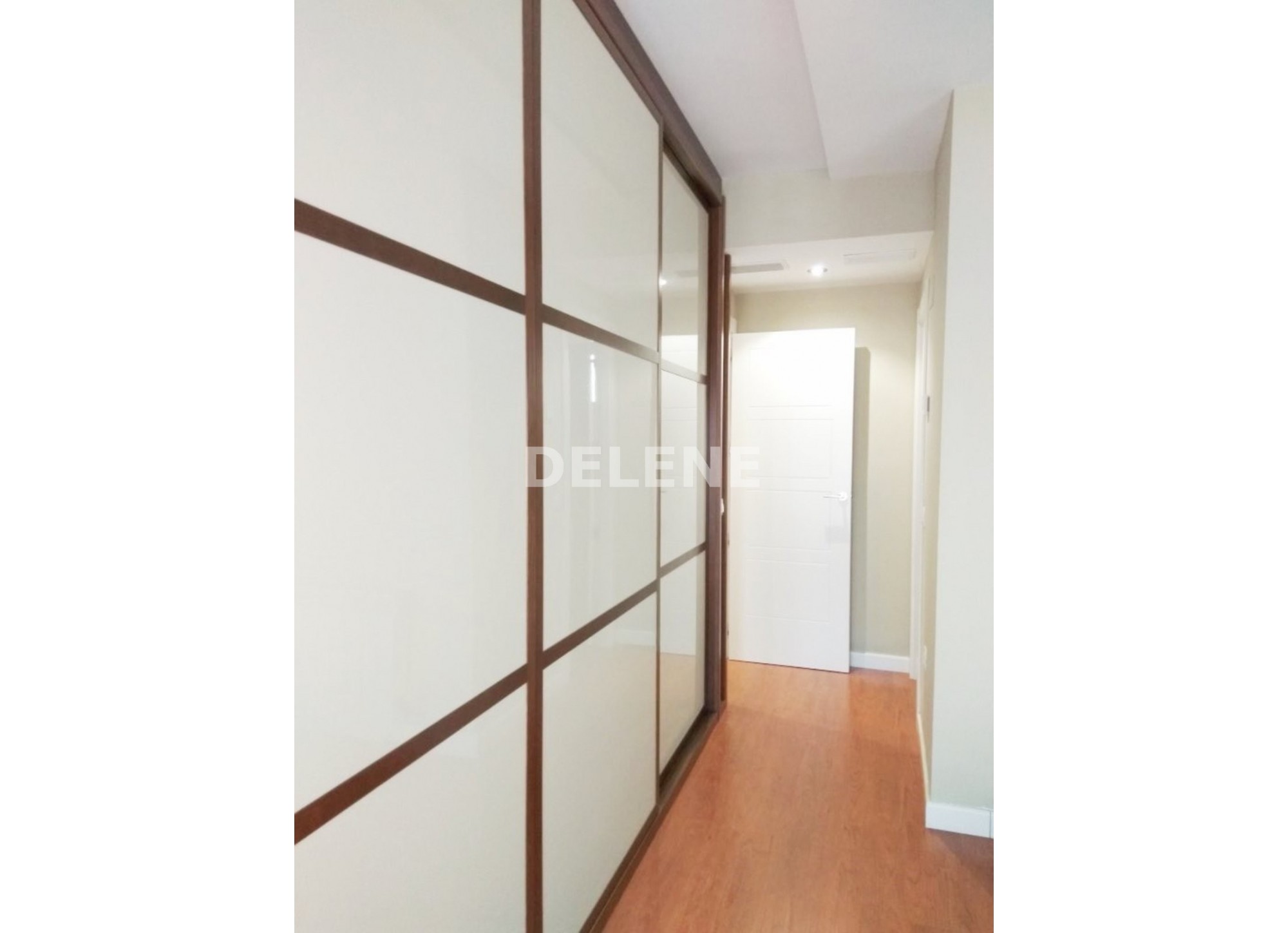 2010 PISO DE 125 M2 CON GARAJE Y TRASTERO, COLEGIO ISABEL LA CATÓLICA