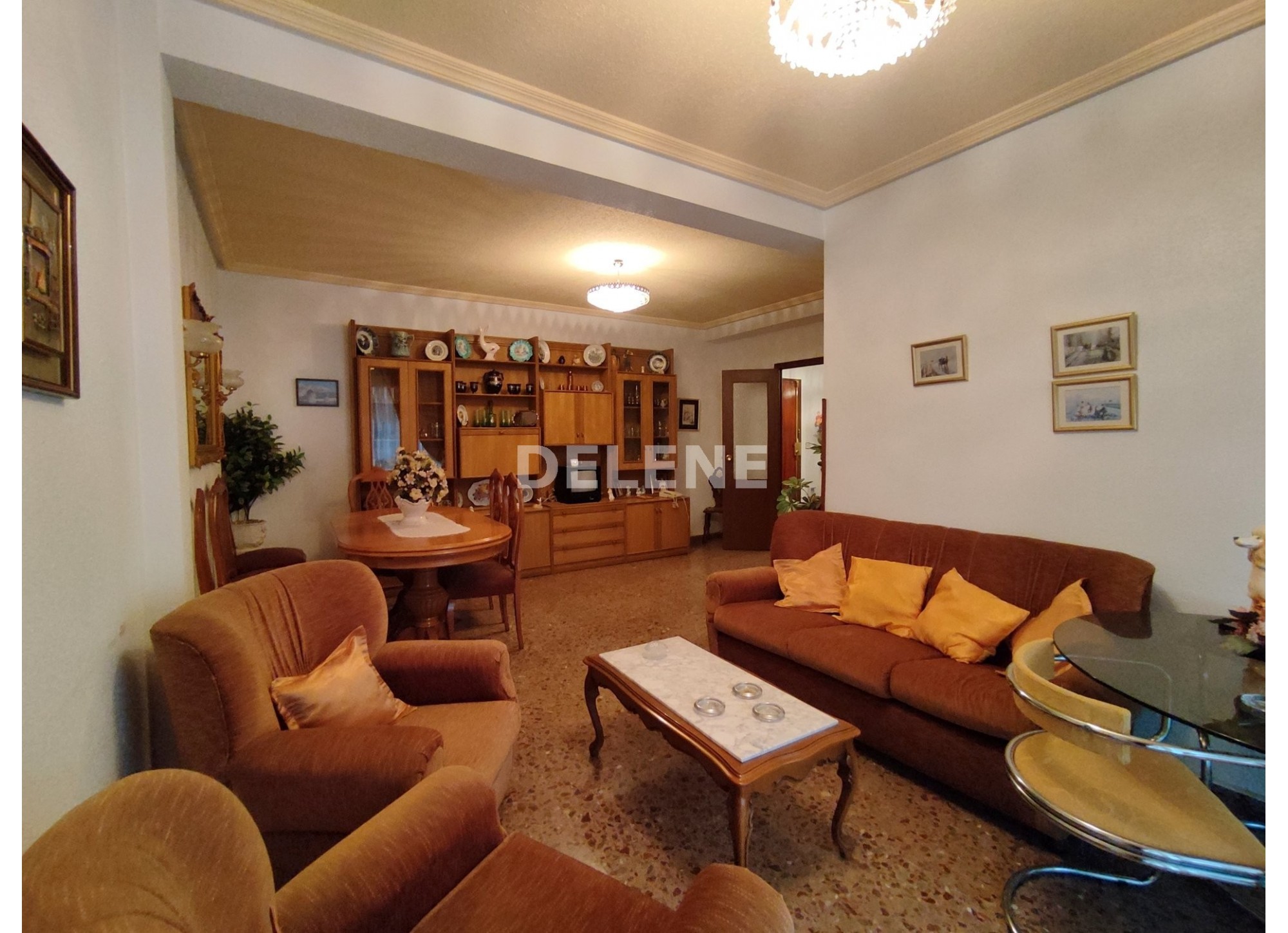 2150 PISO DE 140 M2, CERCA DE LÓPEZ DEL ORO