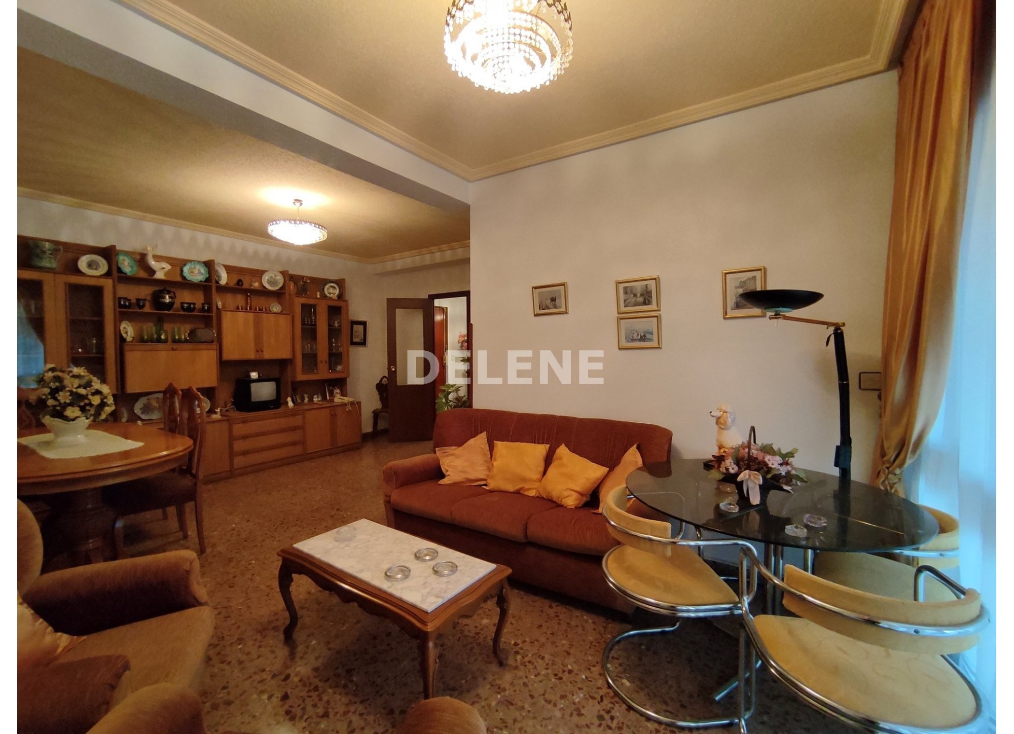 2150 PISO DE 140 M2, CERCA DE LÓPEZ DEL ORO
