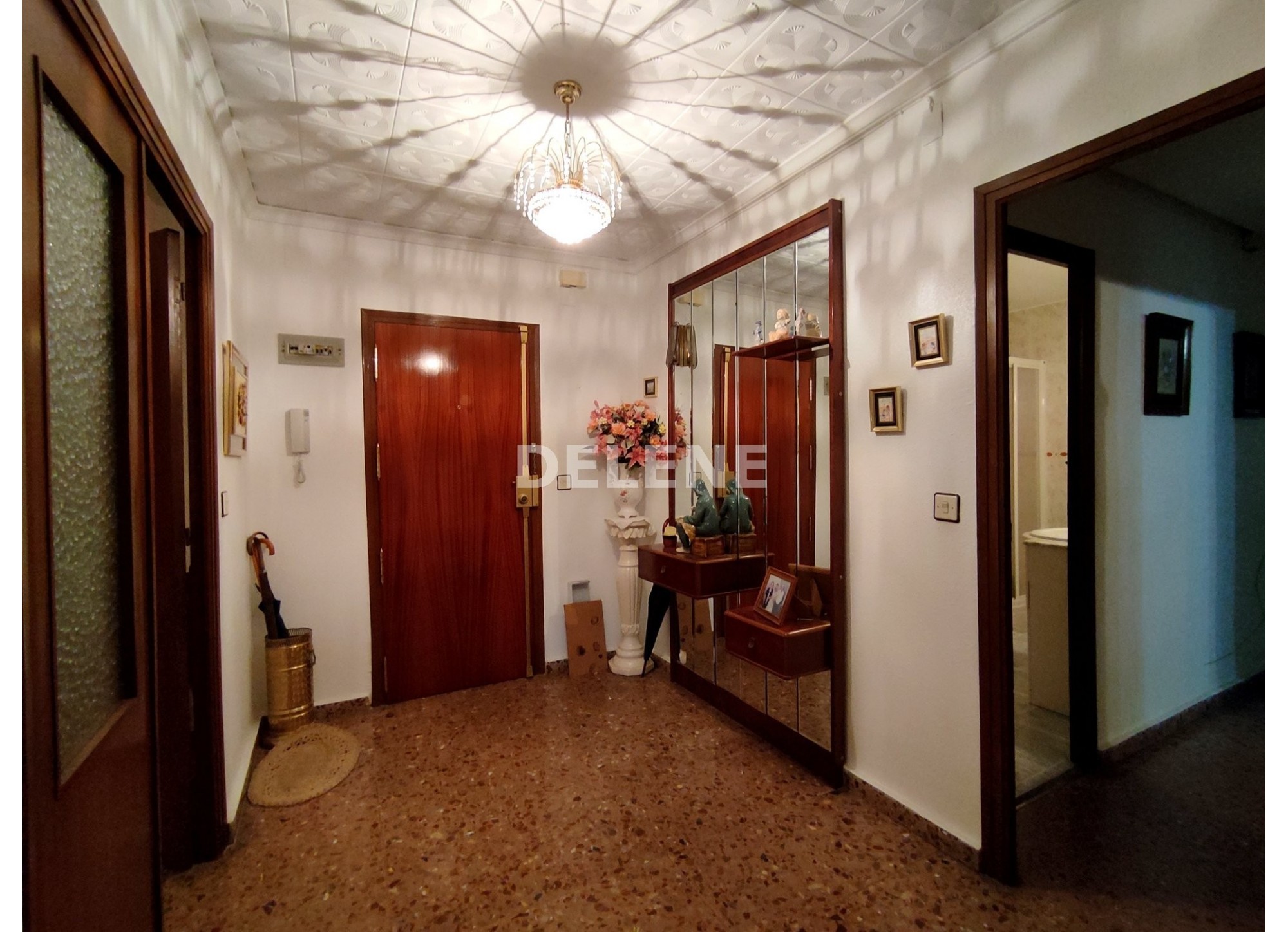 2150 PISO DE 140 M2, CERCA DE LÓPEZ DEL ORO