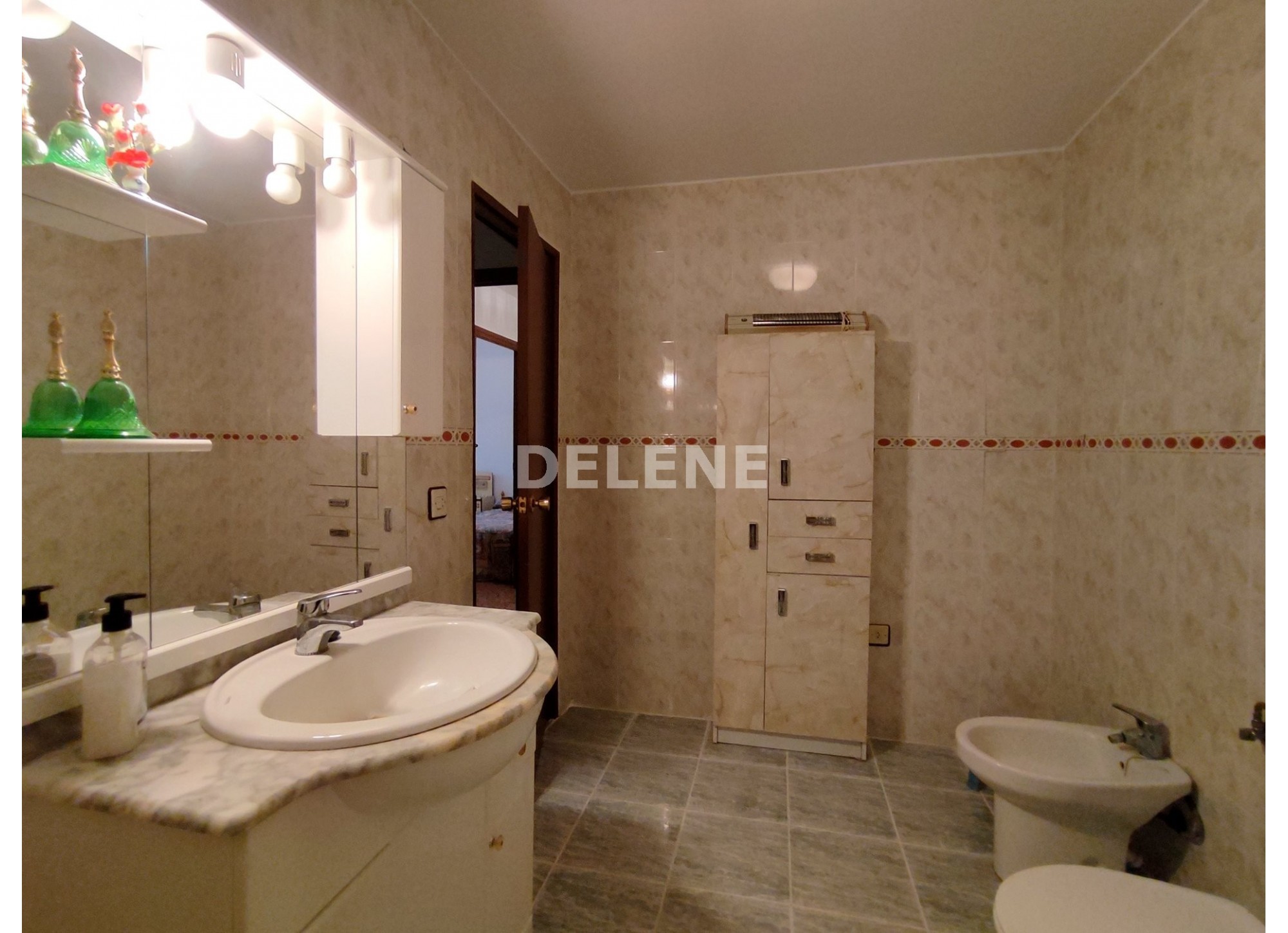 2150 PISO DE 140 M2, CERCA DE LÓPEZ DEL ORO