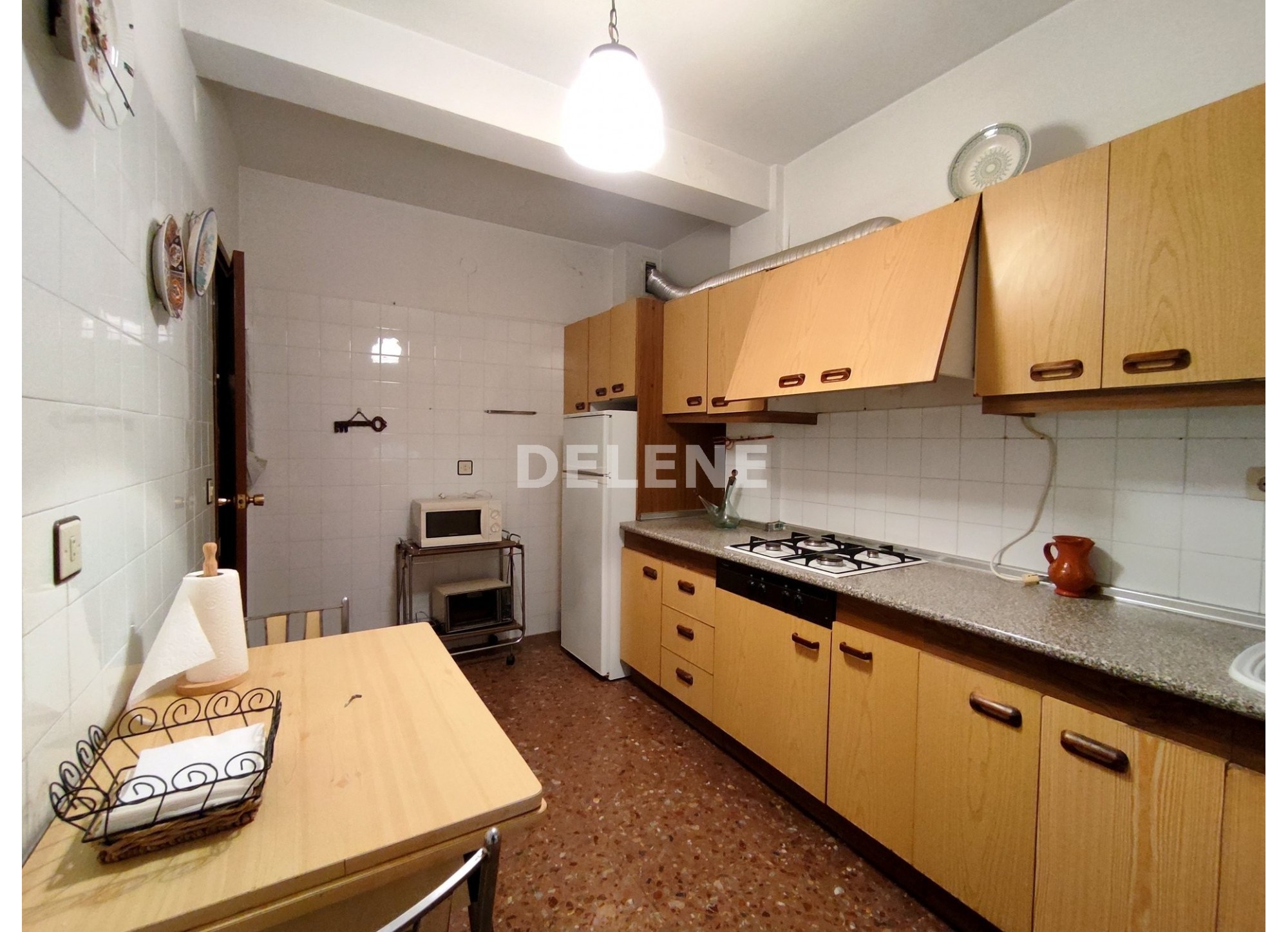 2150 PISO DE 140 M2, CERCA DE LÓPEZ DEL ORO