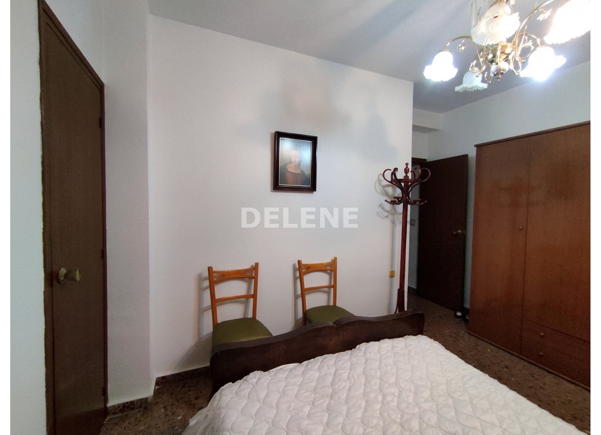 2150 PISO DE 140 M2, CERCA DE LÓPEZ DEL ORO