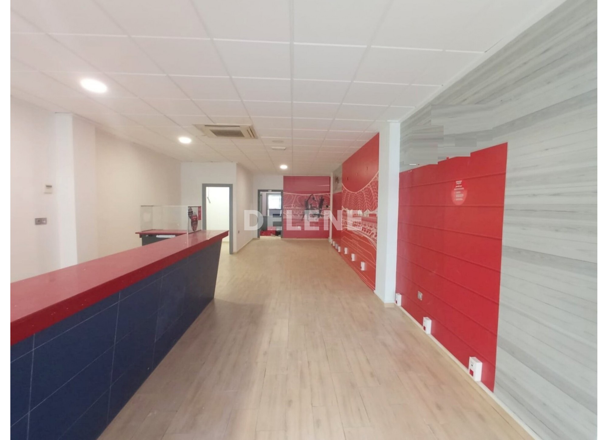 2219 LOCAL COMERCIAL, ZONA CUATRO CAMINOS