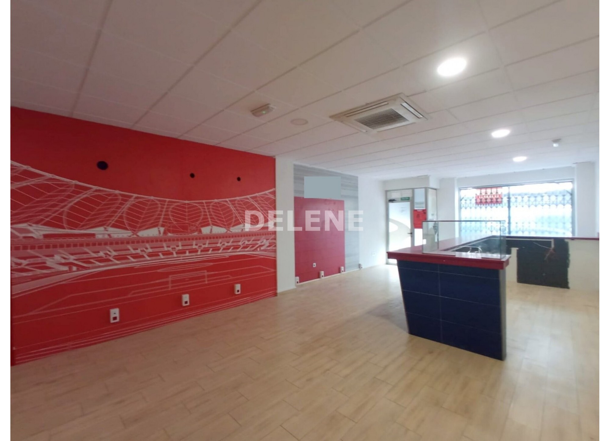 2219 LOCAL COMERCIAL, ZONA CUATRO CAMINOS