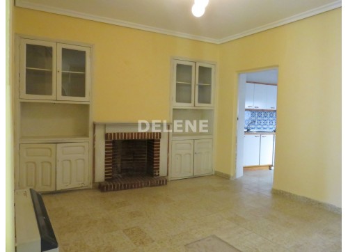 1730 PISO CON PATIO EN LA AVENIDA DE LA LIBERTAD