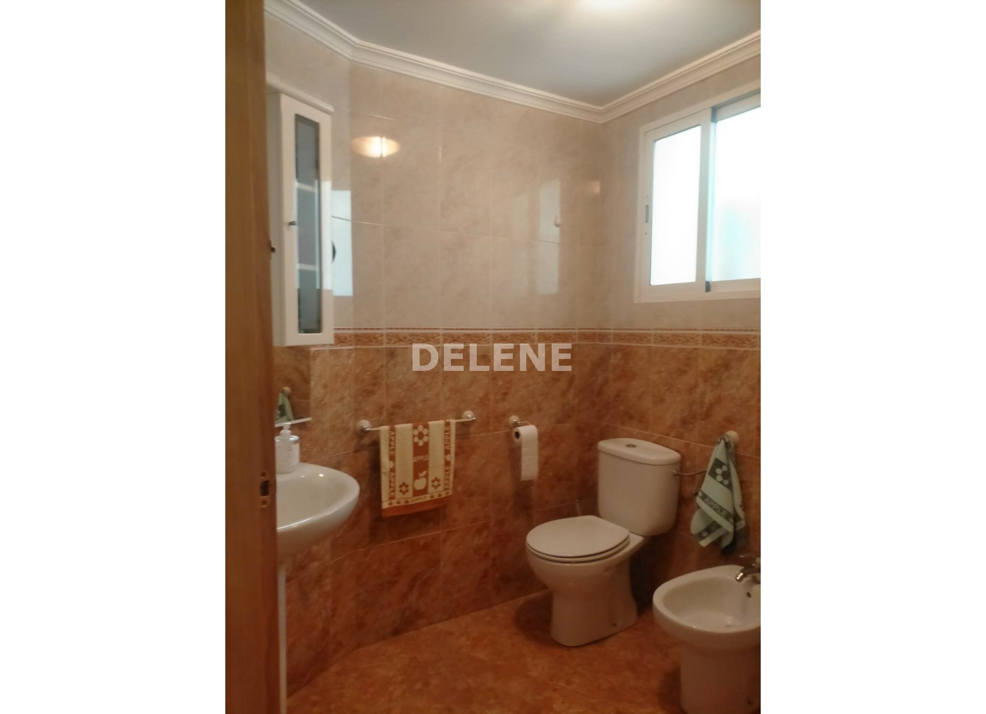 2295 PISO CON TRASTERO, ZONA TOBARRA