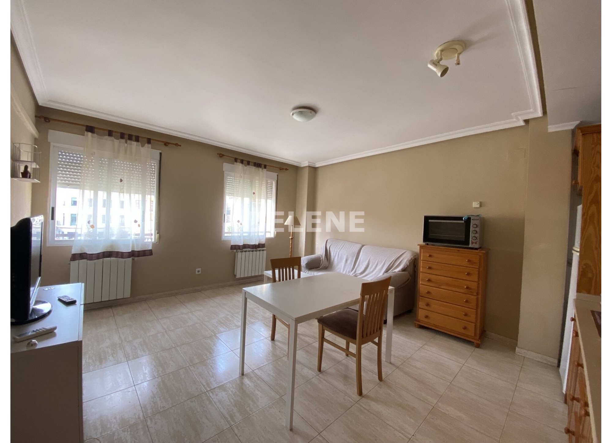 2403 APARTAMENTO, ZONA MESONES