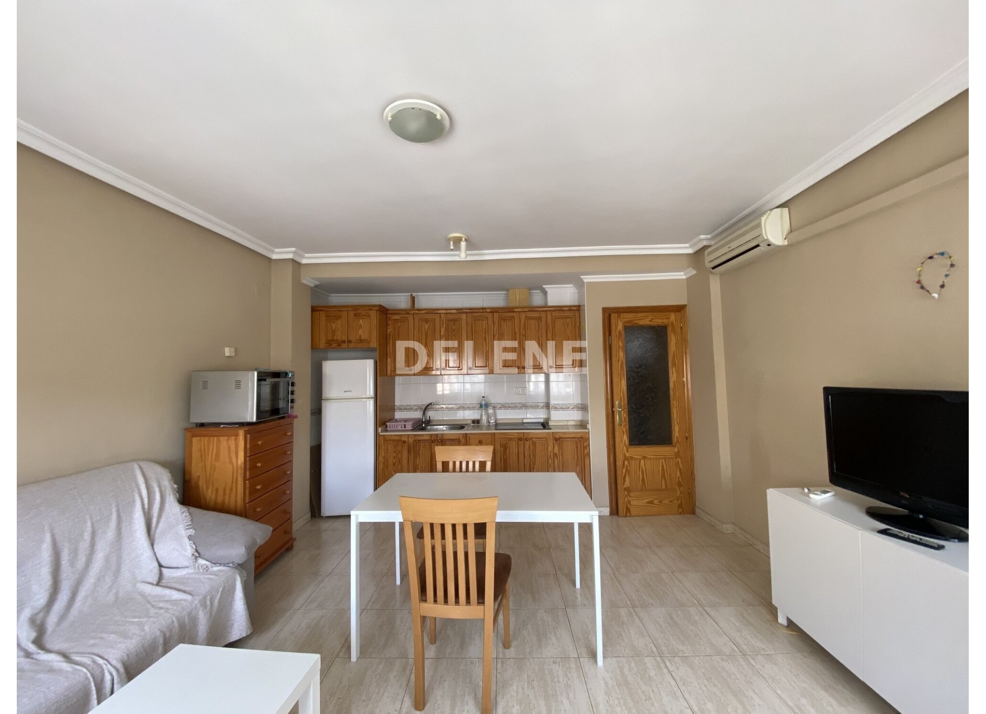 2403 APARTAMENTO, ZONA MESONES