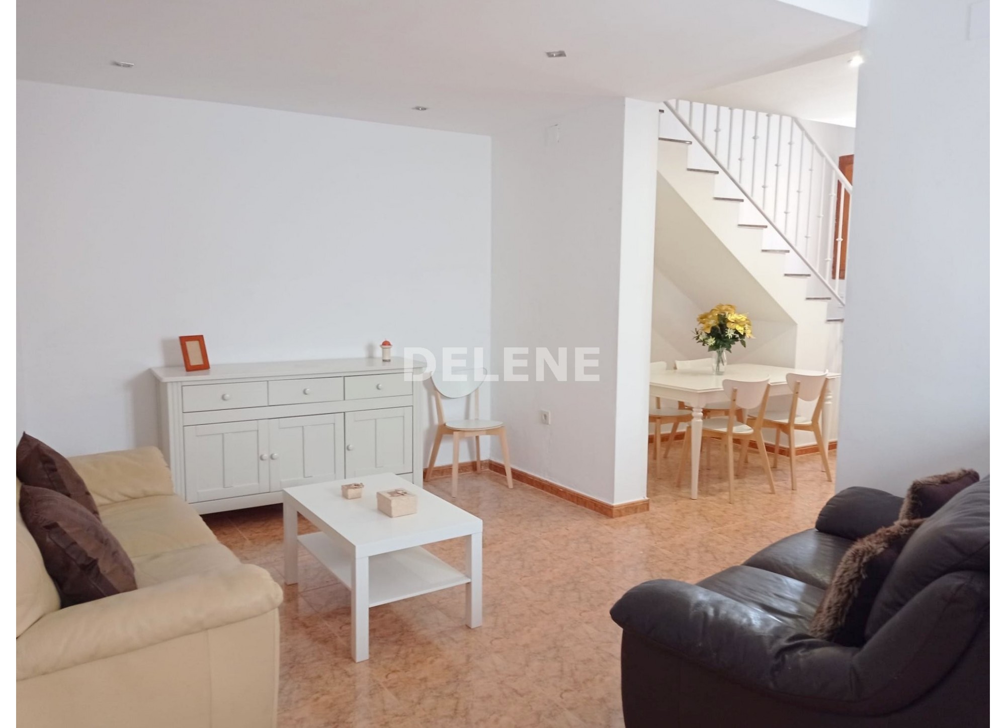 2477 CASA DE 130M2, BARRIO SAN RAFAEL