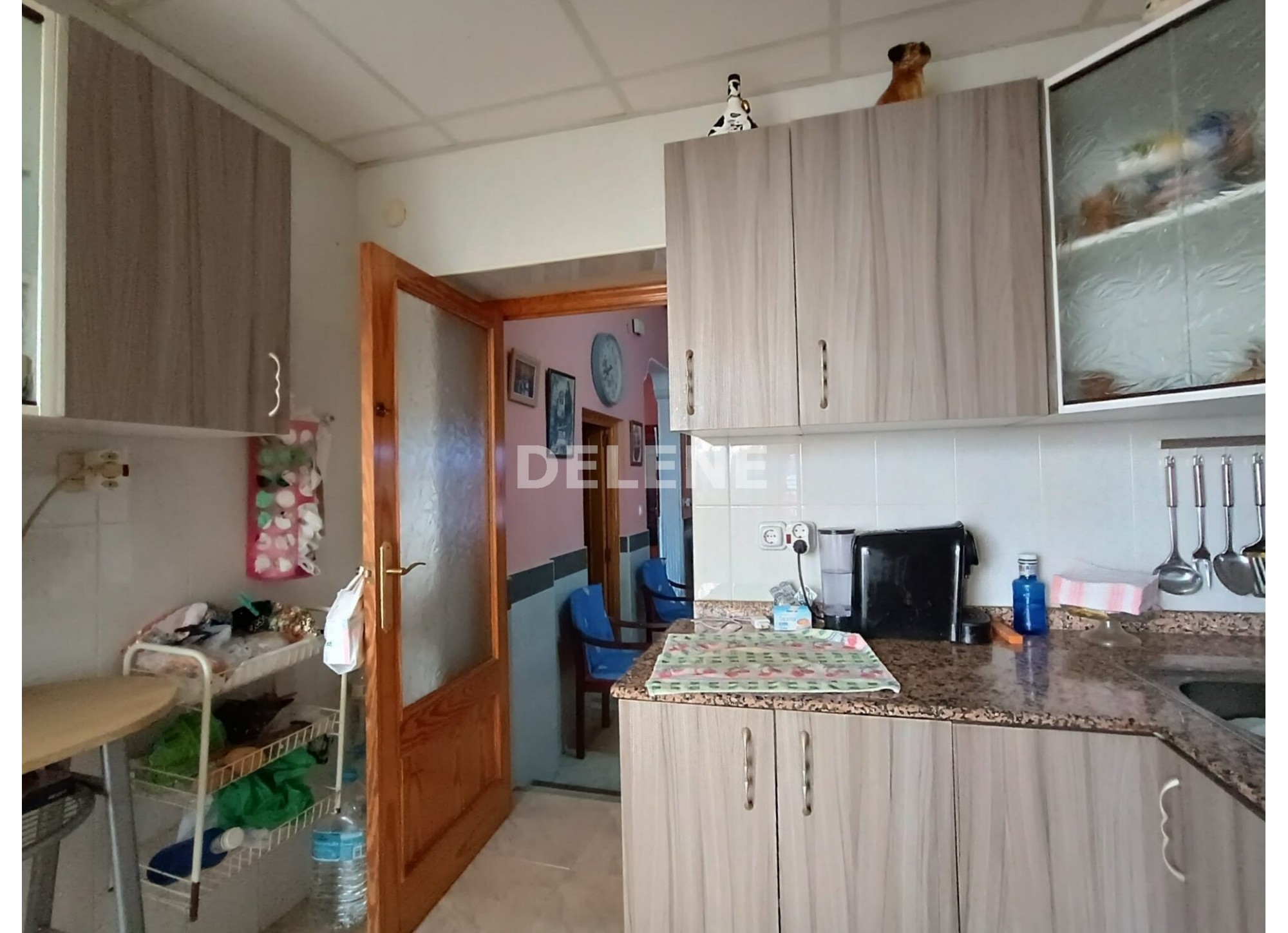 2507 CASA DE 400M2 CON PATIO, PRÓXIMA A IGLESIA DE LA ASUNCIÓN