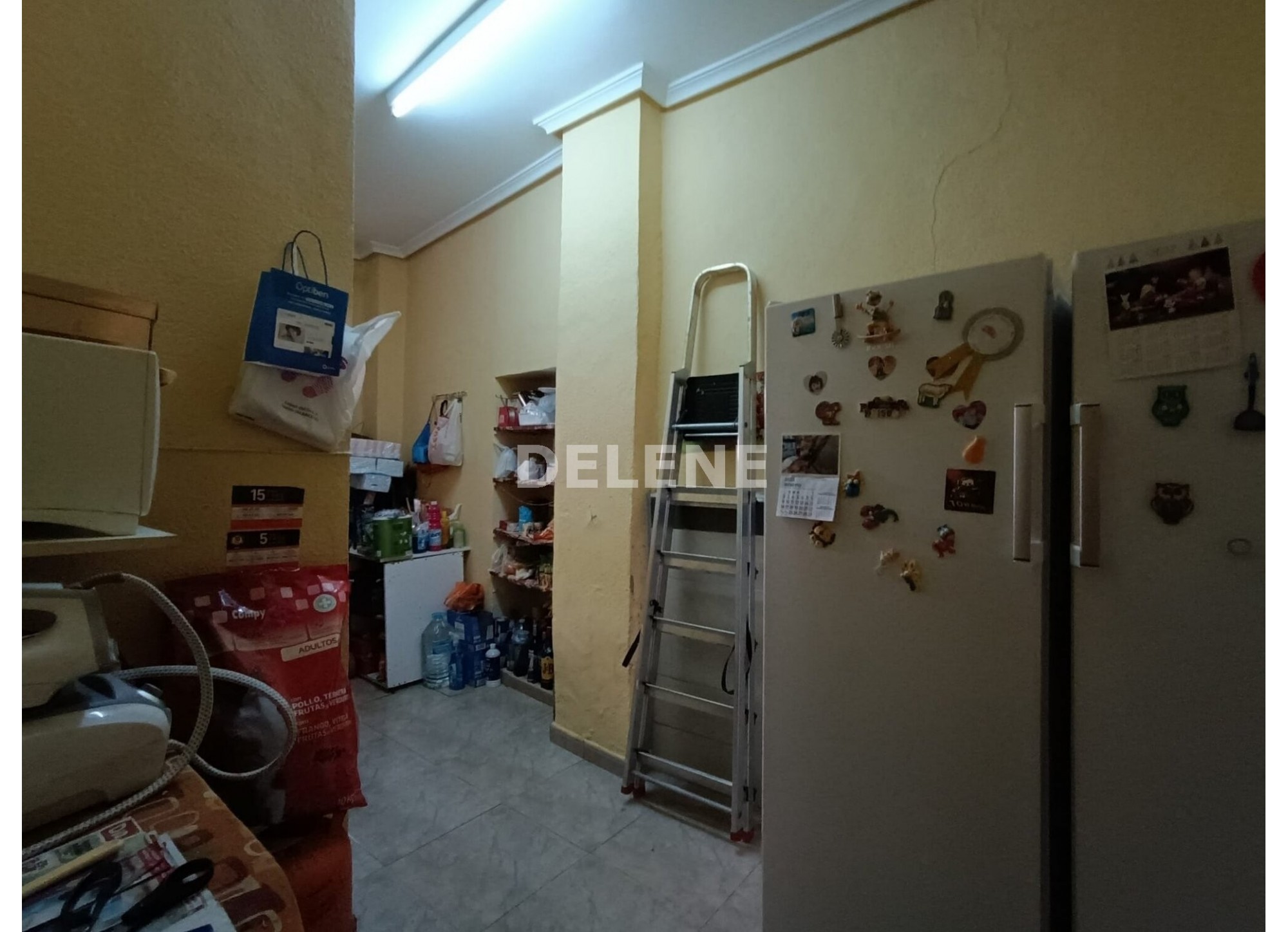 2507 CASA DE 400M2 CON PATIO, PRÓXIMA A IGLESIA DE LA ASUNCIÓN