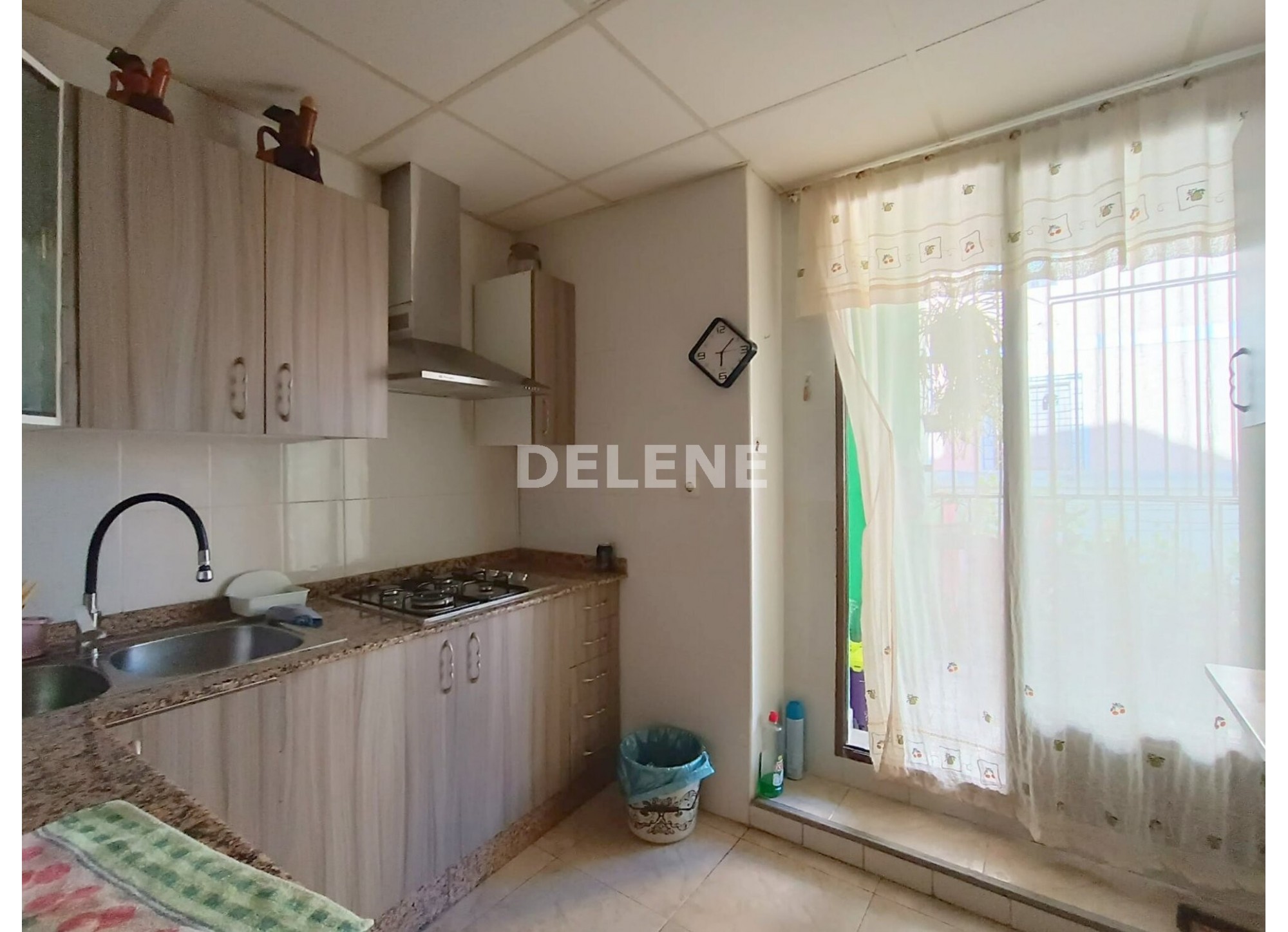 2507 CASA DE 400M2 CON PATIO, PRÓXIMA A IGLESIA DE LA ASUNCIÓN