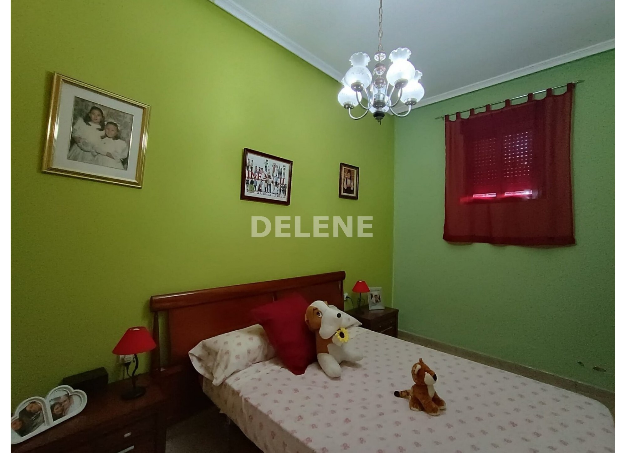 2507 CASA DE 400M2 CON PATIO, PRÓXIMA A IGLESIA DE LA ASUNCIÓN