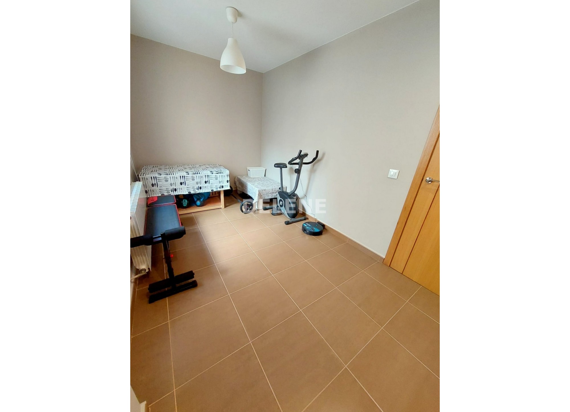 2604 PISO CON PLAZA DE GARAJE ZONA SAN ROQUE