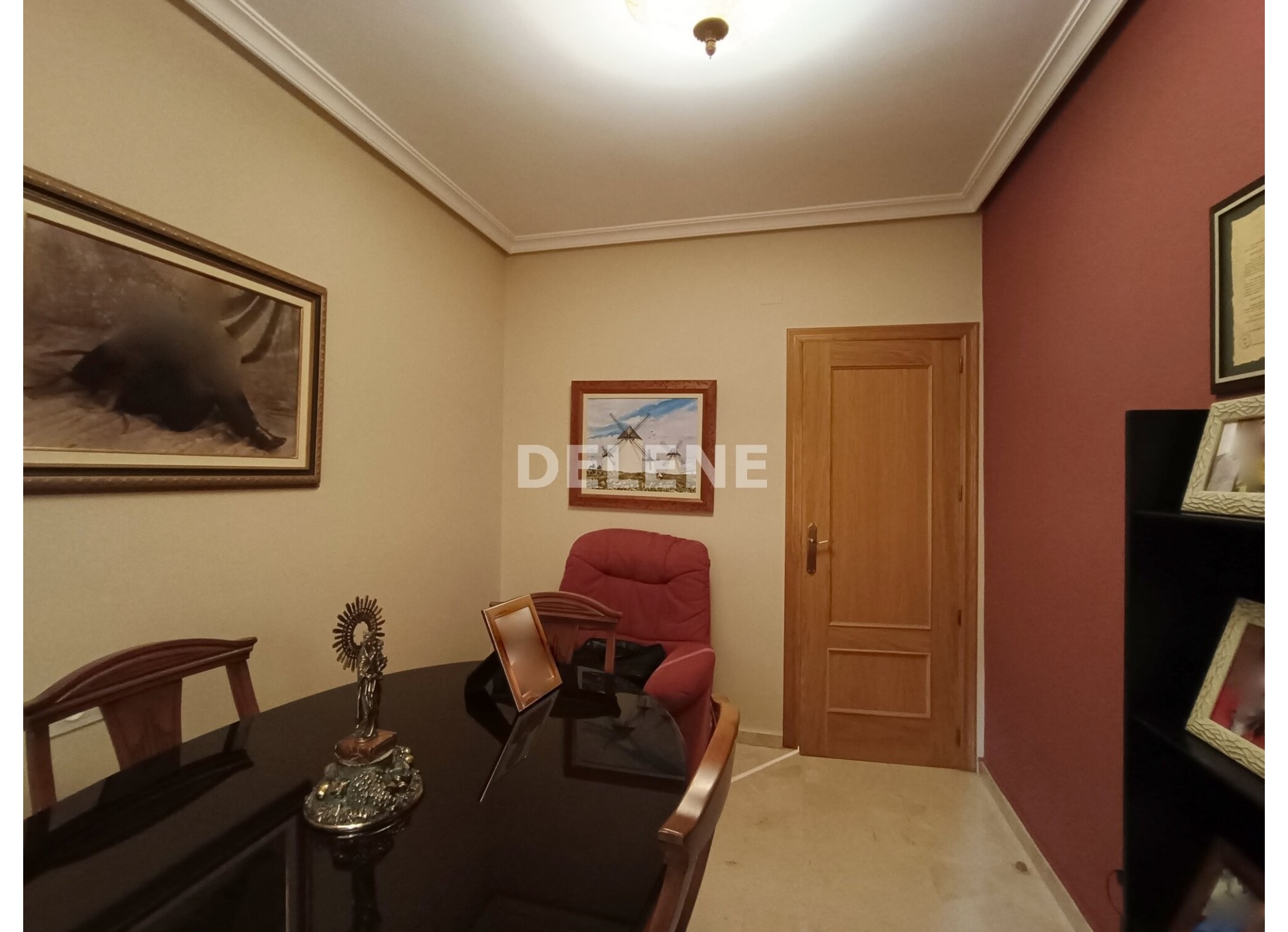 2615 ADOSADO CON PATIO Y GARAJE, PRÓXIMO A I.E.S. IZPISÚA BELMONTE