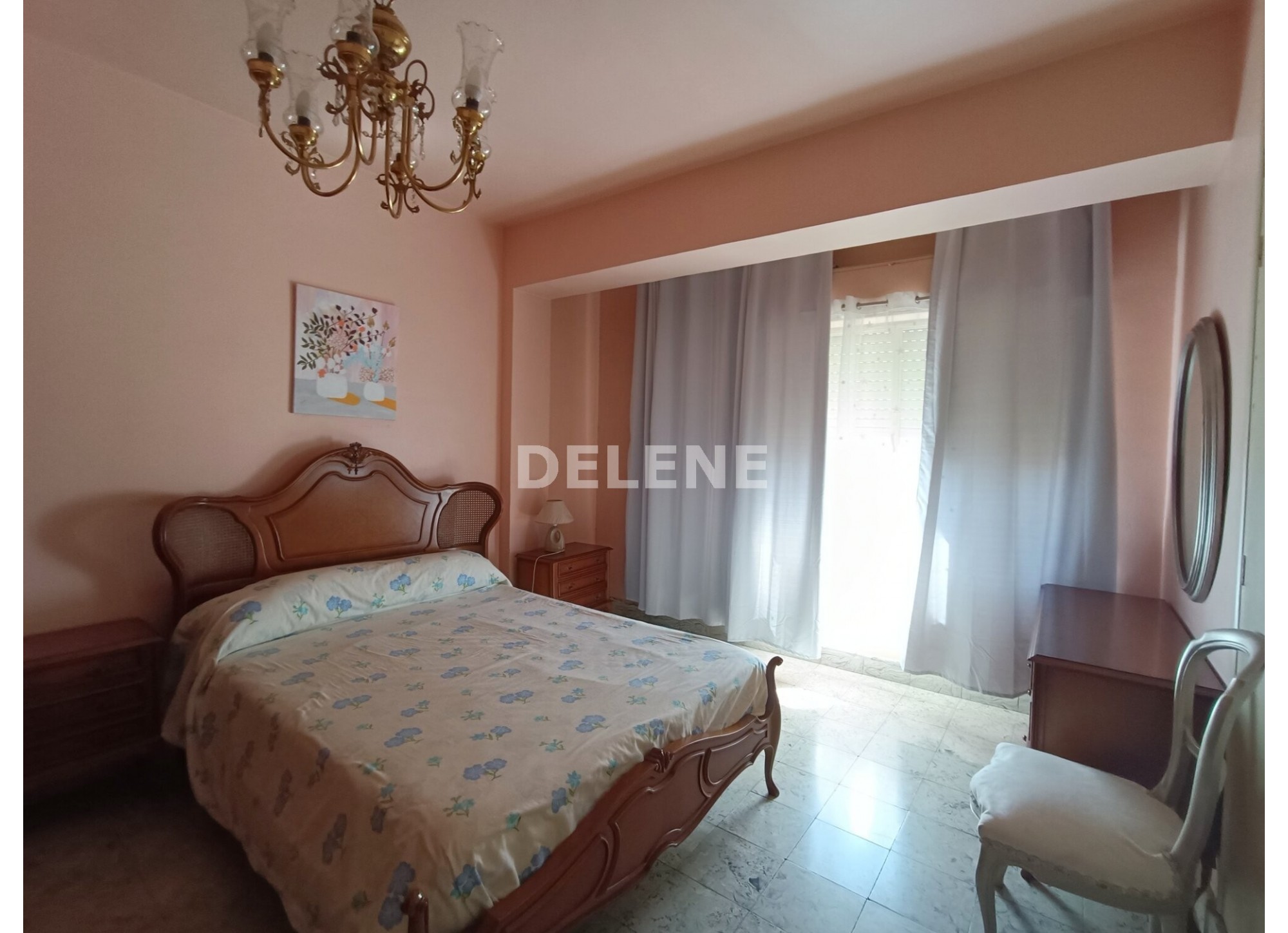 2622 PISO DE 110M2, ZONA LOPEZ DEL ORO