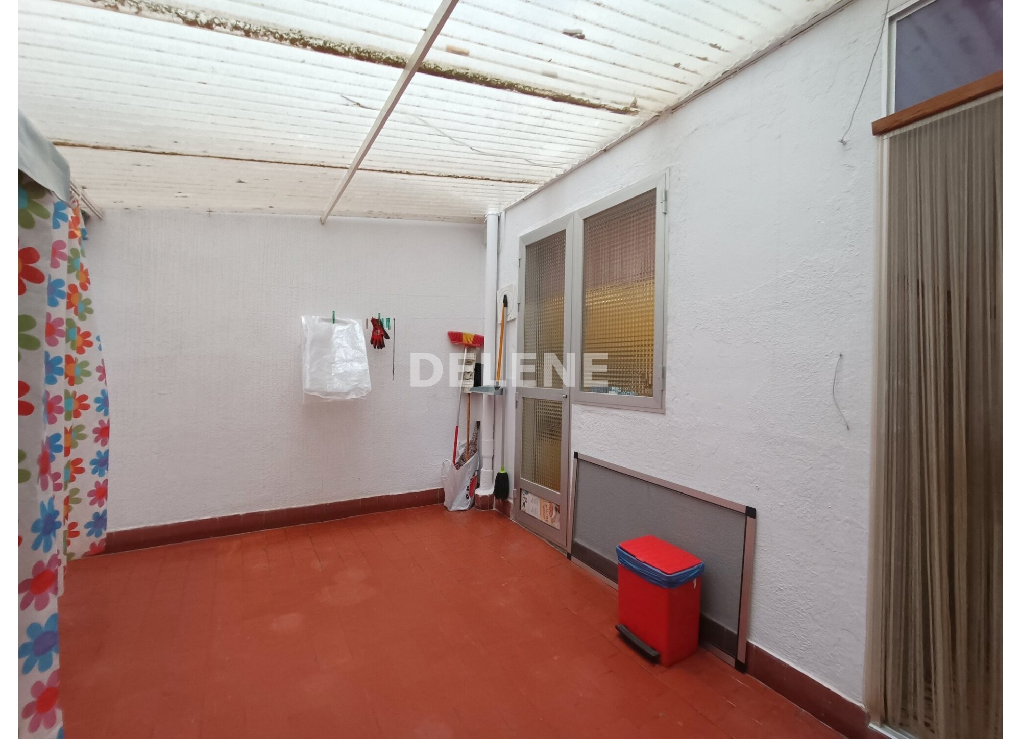 2657 PISO DE140M2 CON PATIO PRÓXIMO A LOPEZ DEL ORO