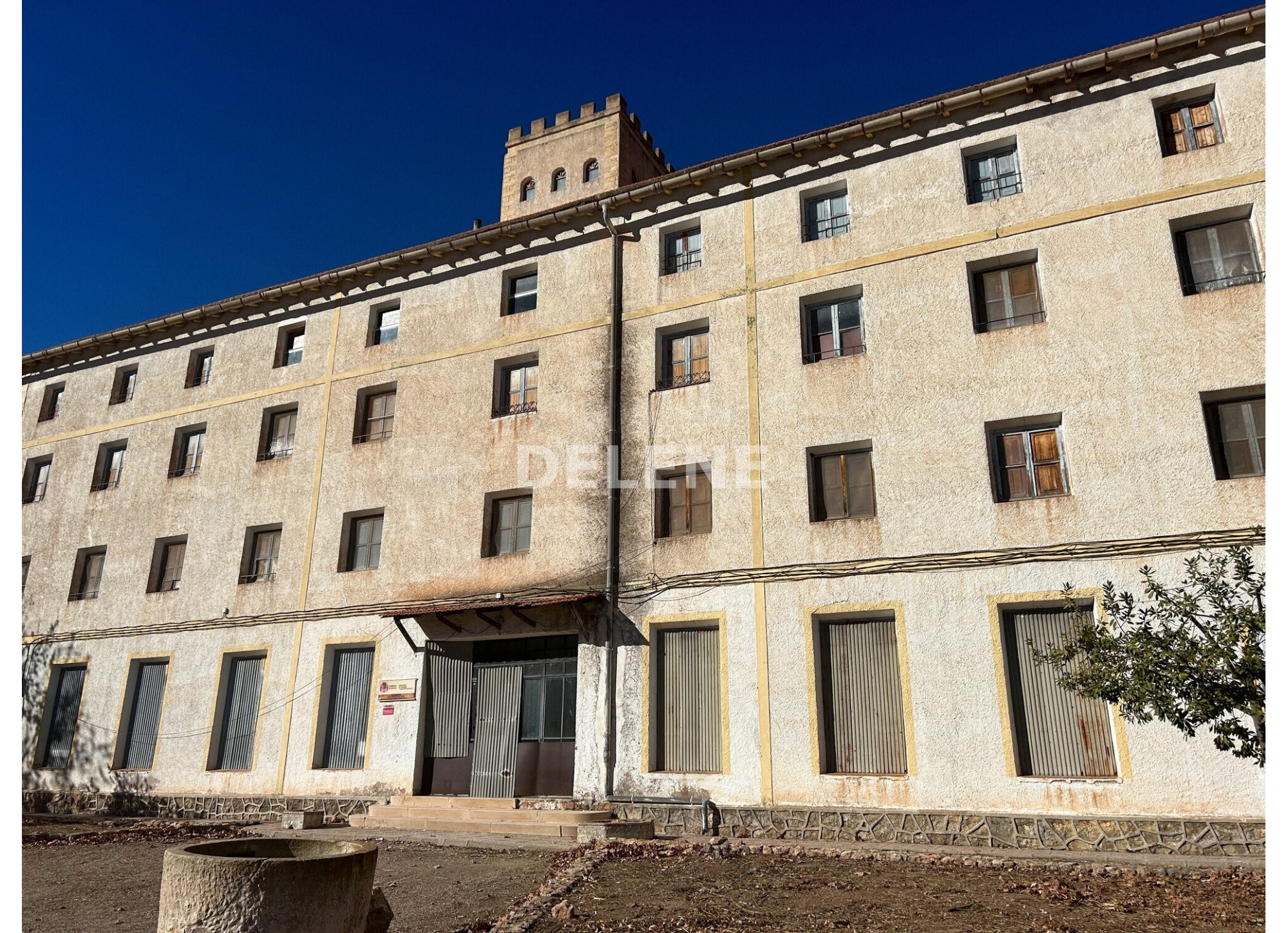 2667 EDIFICIO CON TERRENO EN SIERRA