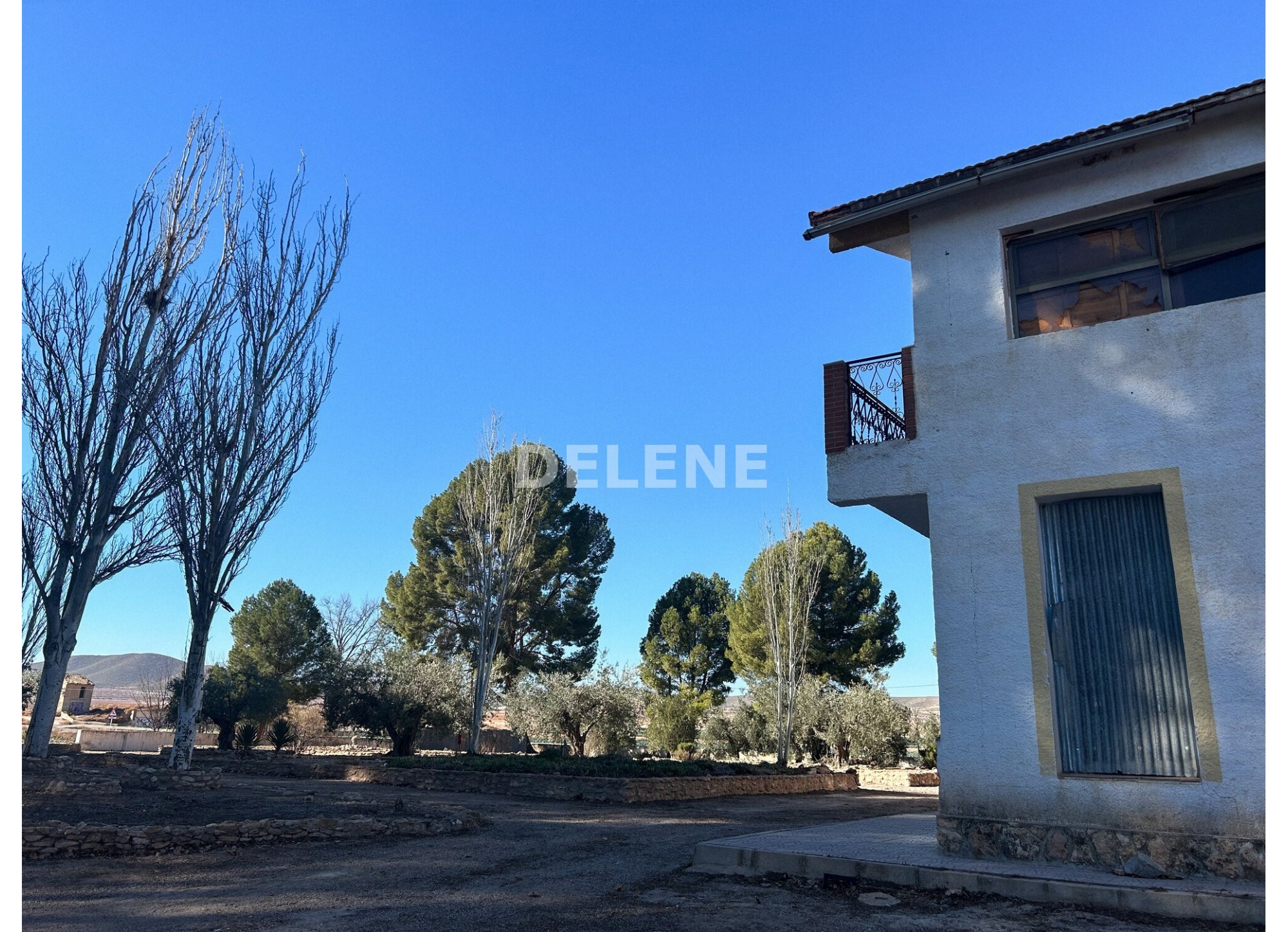 2667 EDIFICIO CON TERRENO EN SIERRA