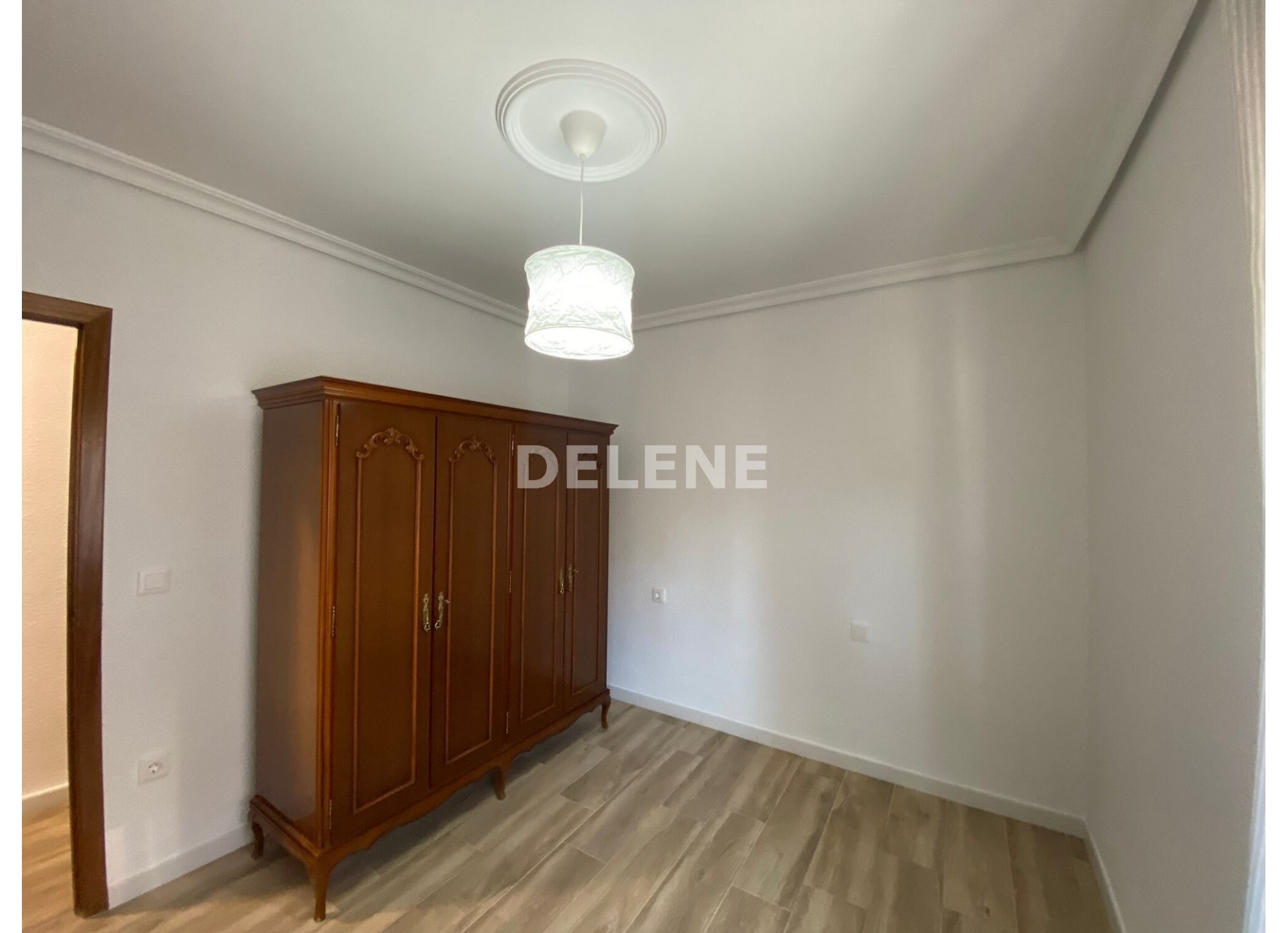 2704 PISO CON GARAJE, PRÓXIMO A GUARDIA CIVIL