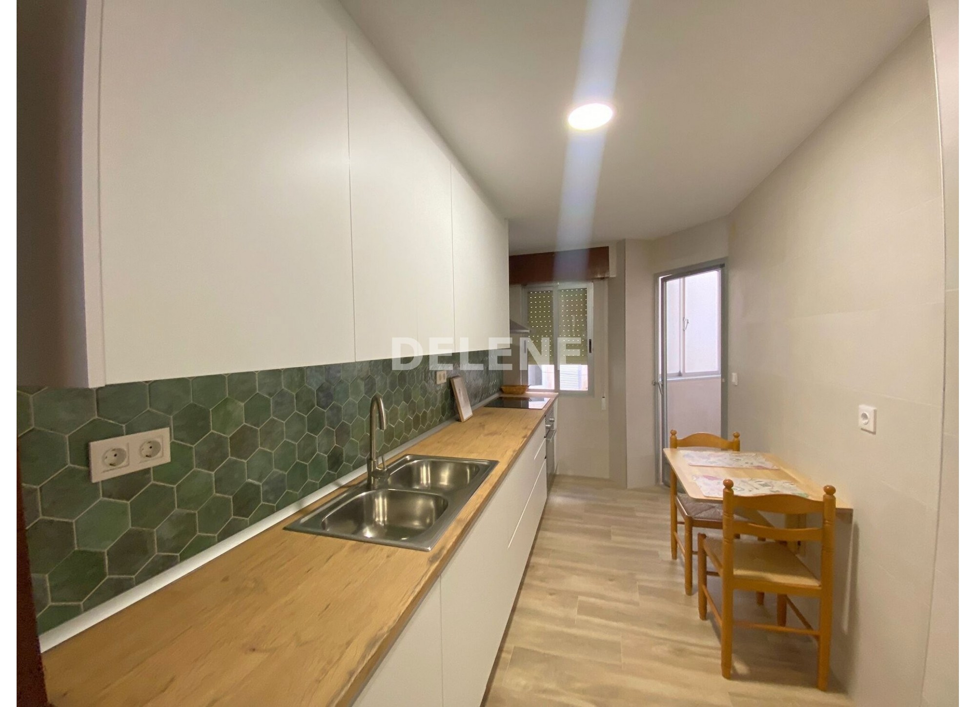 2704 PISO CON GARAJE, PRÓXIMO A GUARDIA CIVIL