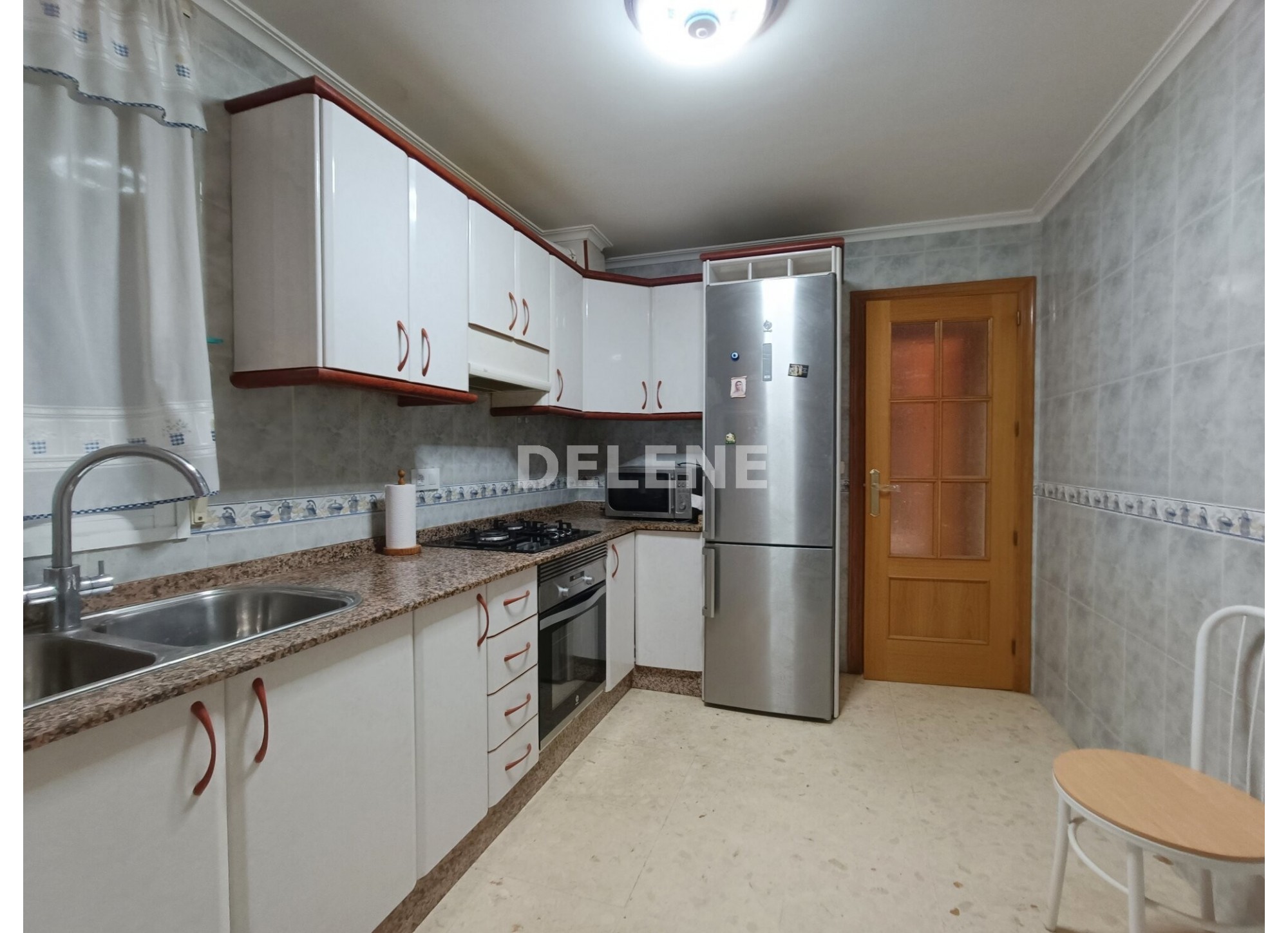 2723 APARTAMENTO CON PATIO, GARAJE Y TRASTERO, PRÓXIMO A GRAN VÍA