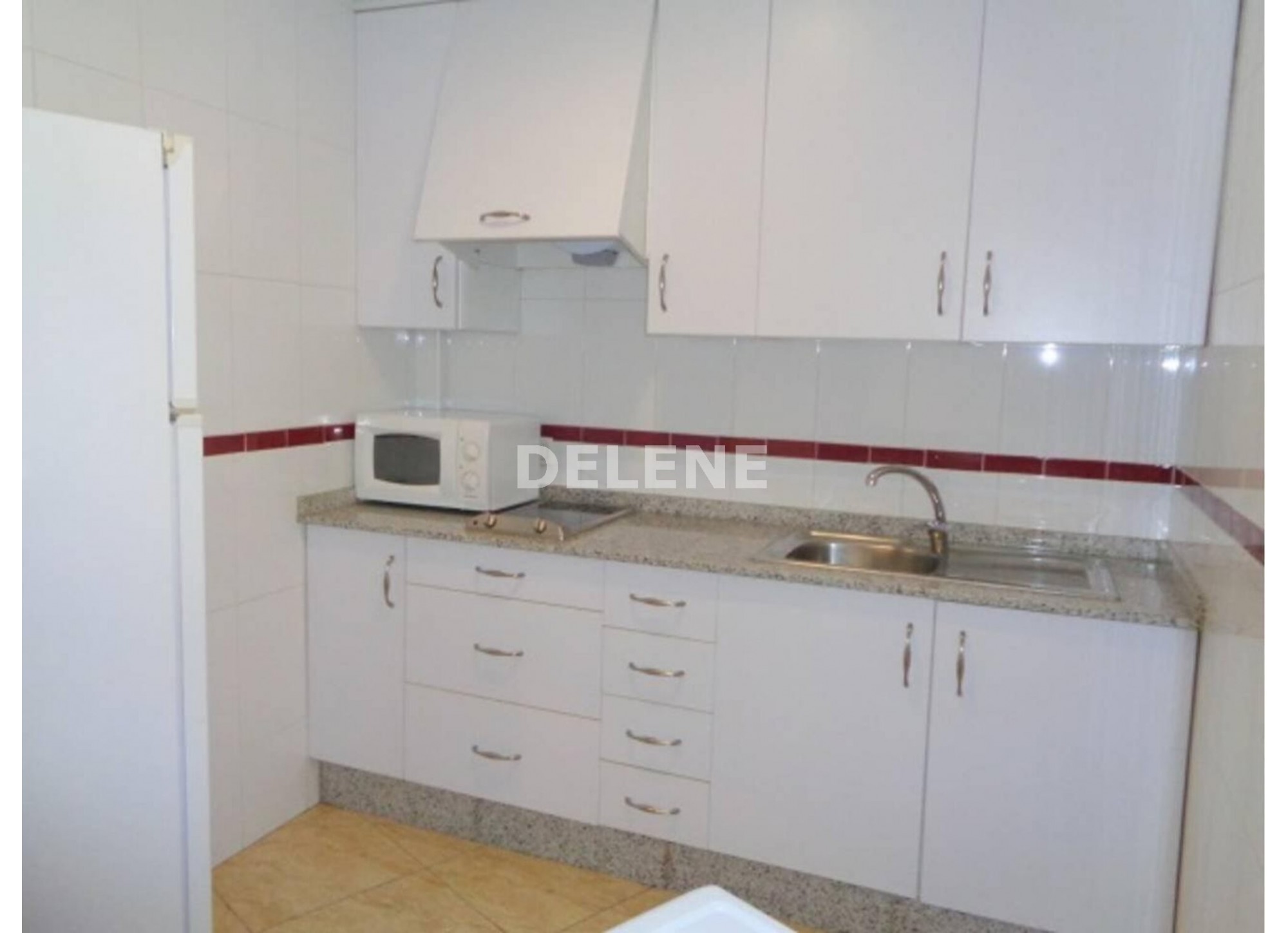 660 APARTAMENTO ZONA CUATRO CAMINOS