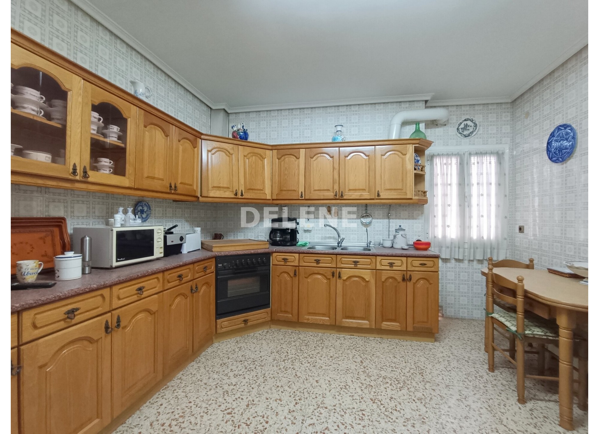 2739 PISO DE 130m2 PRÓXIMO A GRAN VÍA