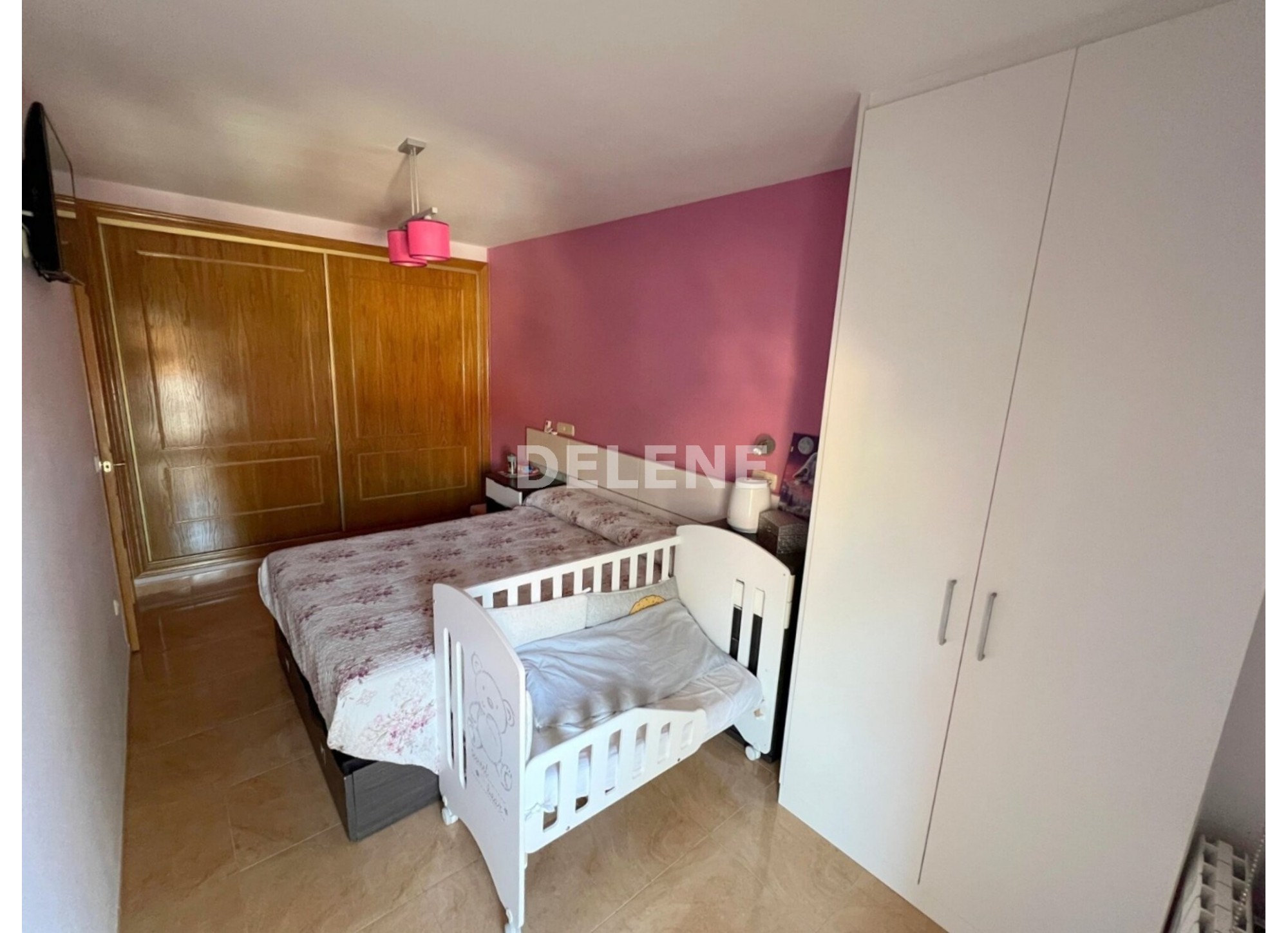 2762 PISO DÚPLEX CON GARAJE, ZONA VILLARREALA.
