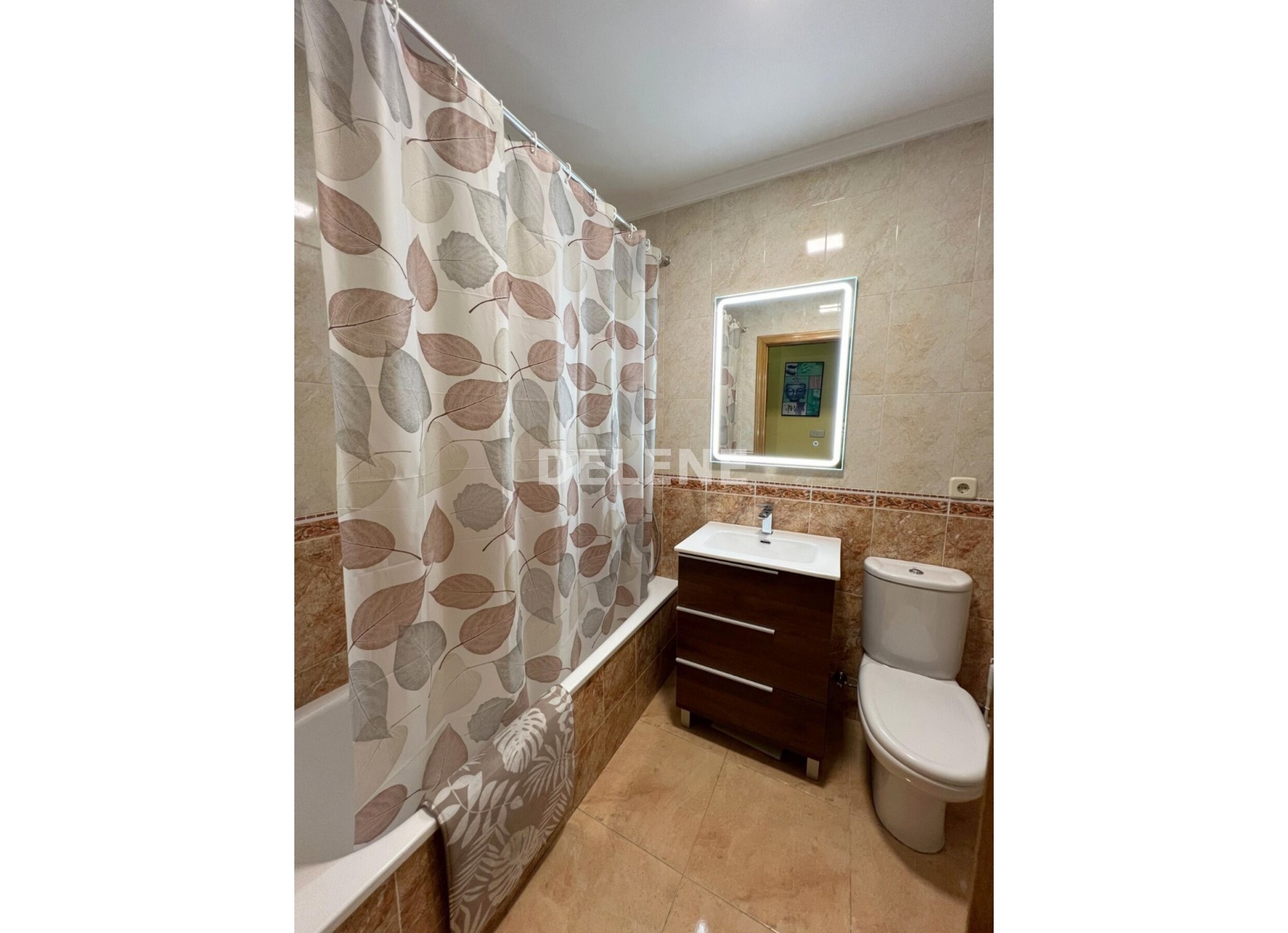 2762 PISO DÚPLEX CON GARAJE, ZONA VILLARREALA.