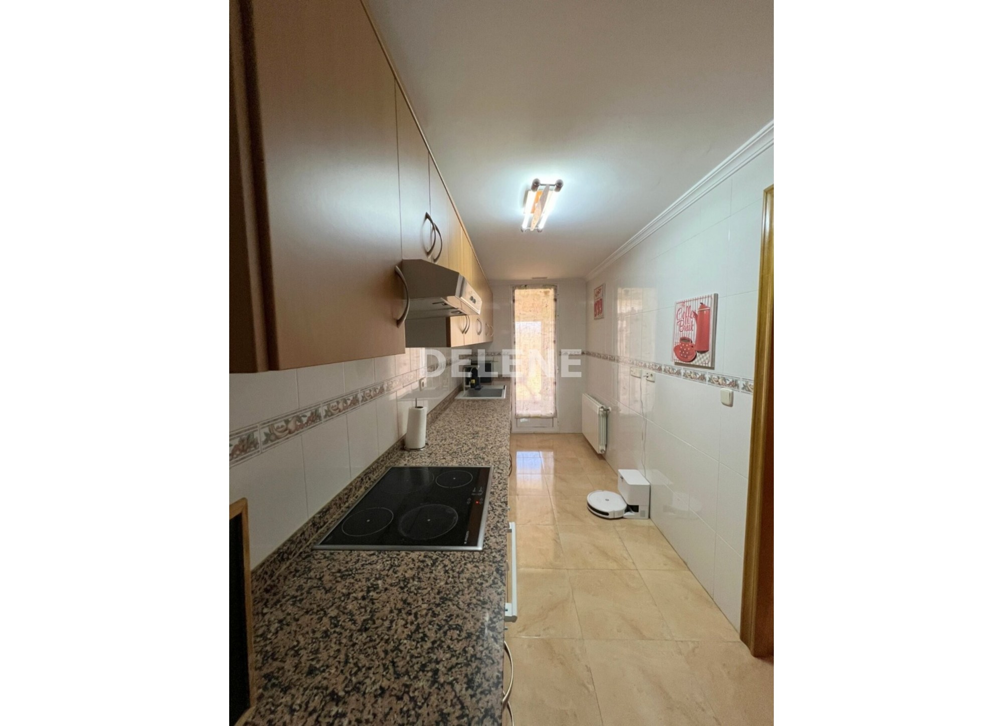 2762 PISO DÚPLEX CON GARAJE, ZONA VILLARREALA.