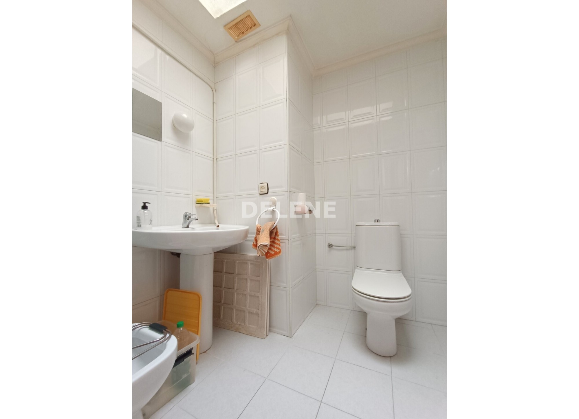 2777 LOCAL ZONA HACIENDA