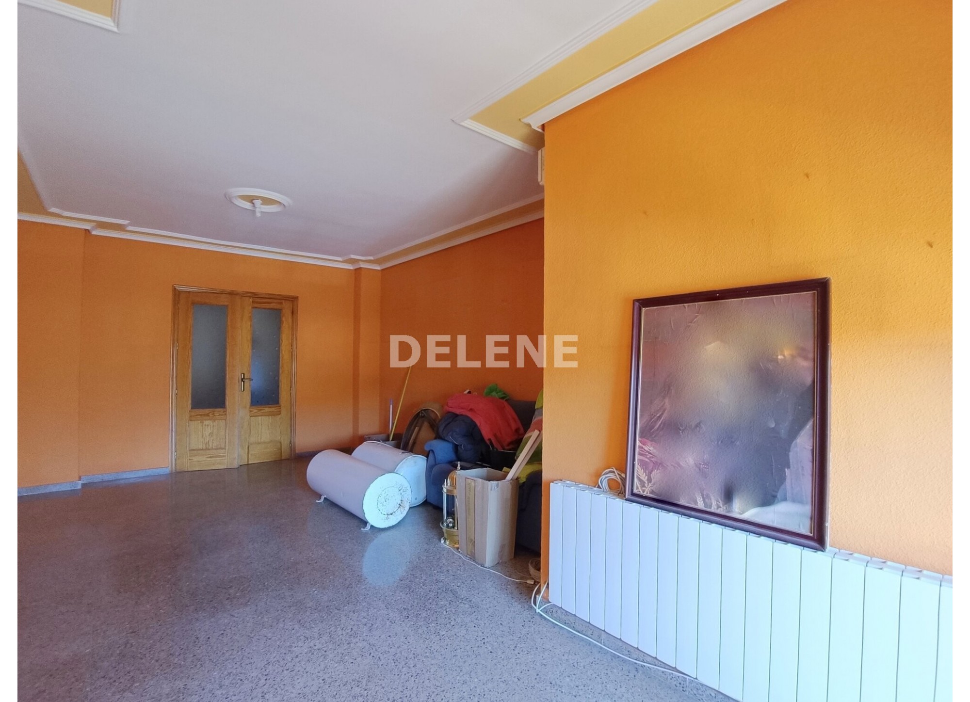 2780 PISO CON GARAJE Y TRASTERO, PRÓXIMO A COLEGIO MARTINEZ PARRAS