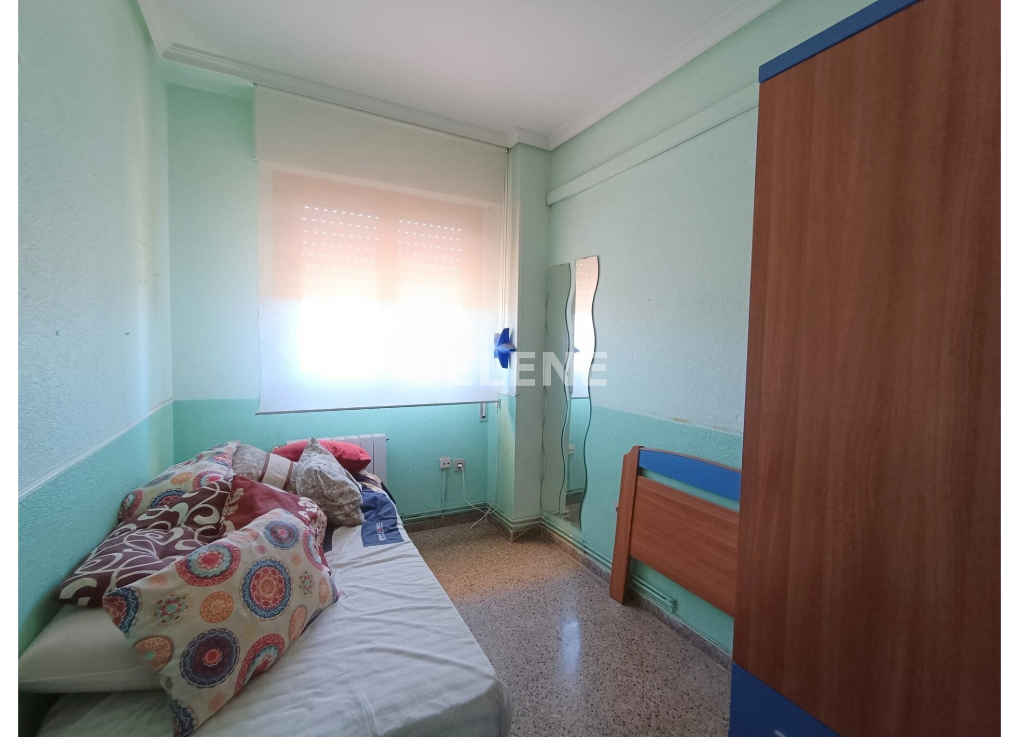 2780 PISO CON GARAJE Y TRASTERO, PRÓXIMO A COLEGIO MARTINEZ PARRAS