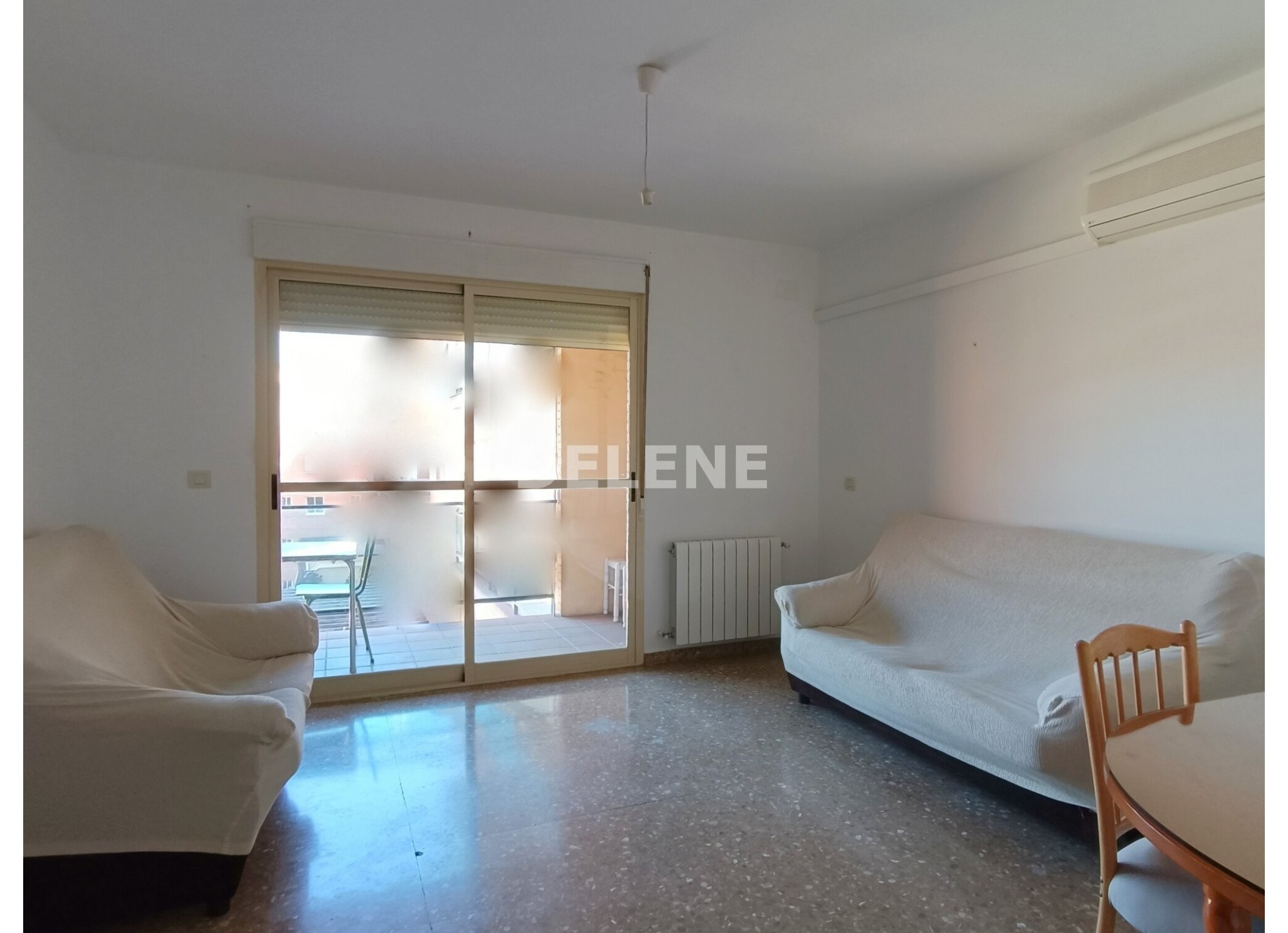 2781 PISO CON GARAJE, TRASTERO Y PISCINA COMUNITARIA, PRÓXIMO A MERCADONA