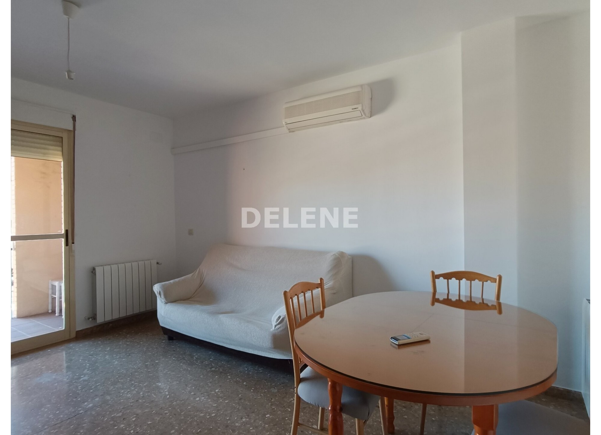 2781 PISO CON GARAJE, TRASTERO Y PISCINA COMUNITARIA, PRÓXIMO A MERCADONA
