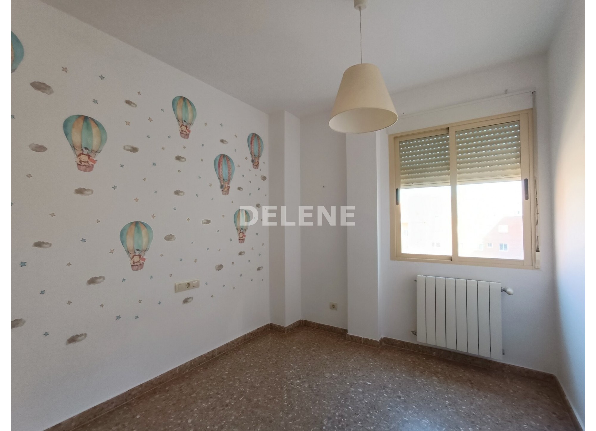 2781 PISO CON GARAJE, TRASTERO Y PISCINA COMUNITARIA, PRÓXIMO A MERCADONA