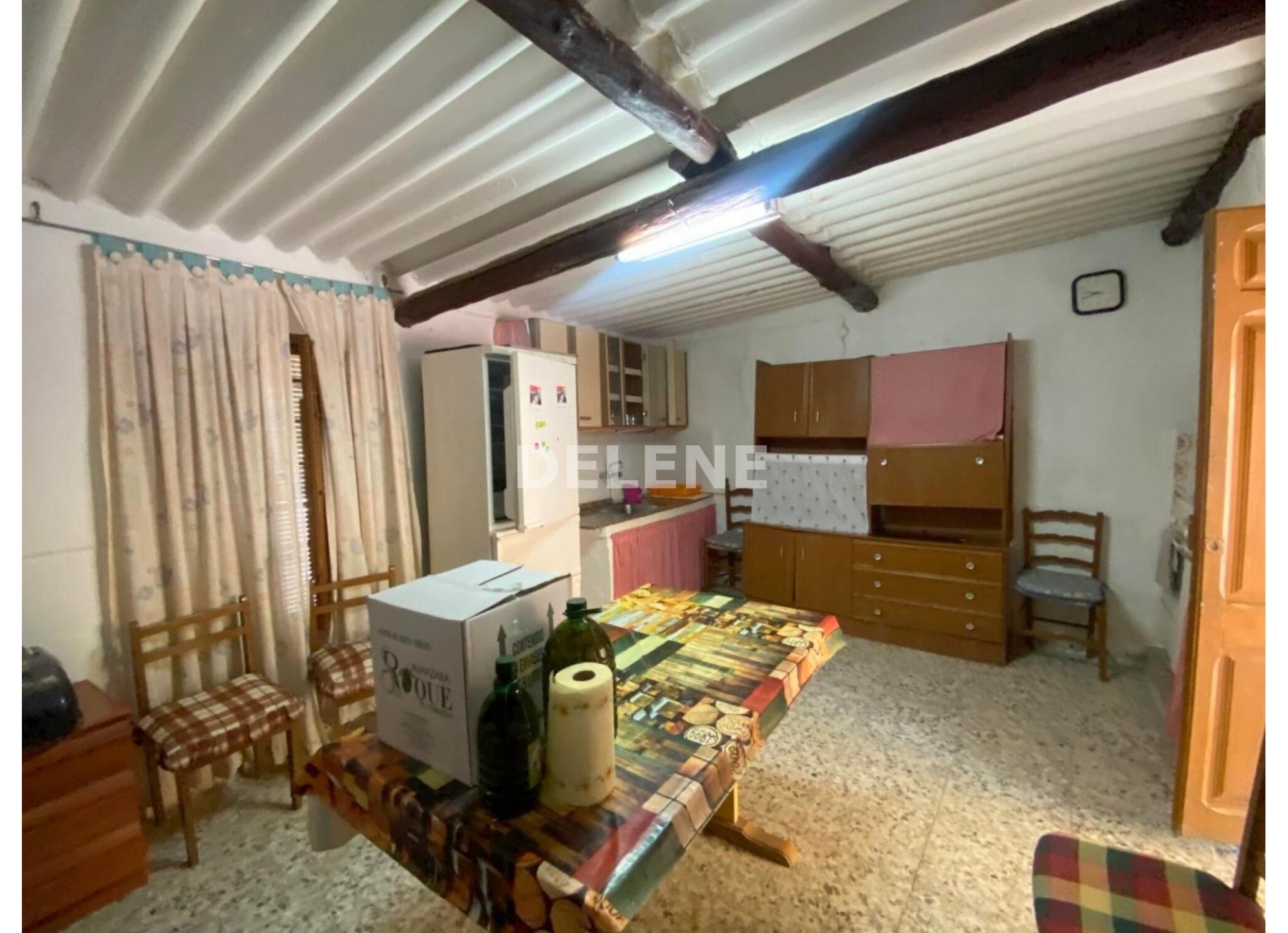 2782 CASA CON TERRENO EN CORDOVILLA
