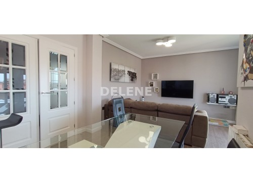 2785 ÁTICO CON GARAJE Y TRASTERO PRÓXIMO A GRAN VÍA