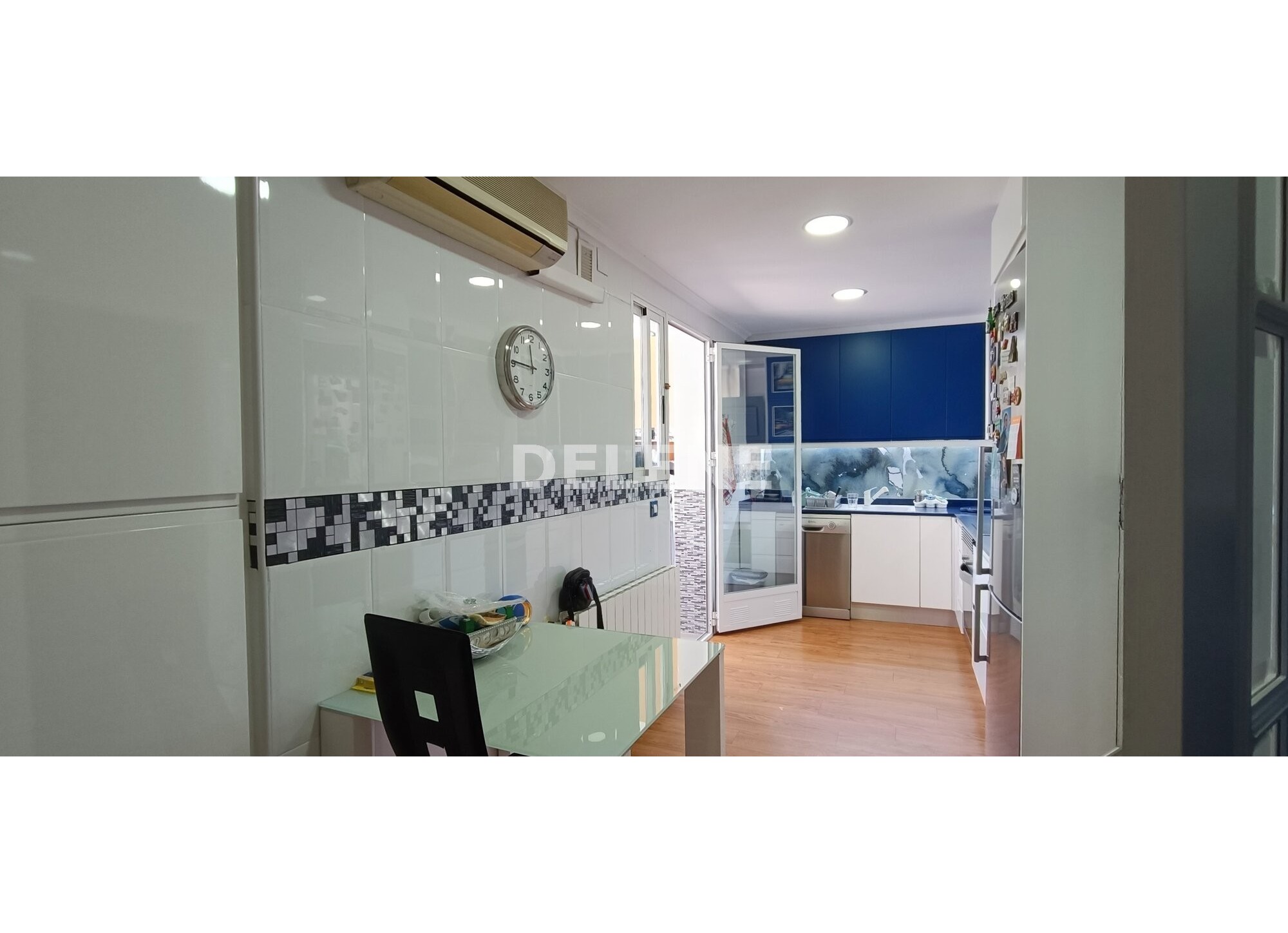 2785 ÁTICO CON GARAJE Y TRASTERO PRÓXIMO A GRAN VÍA