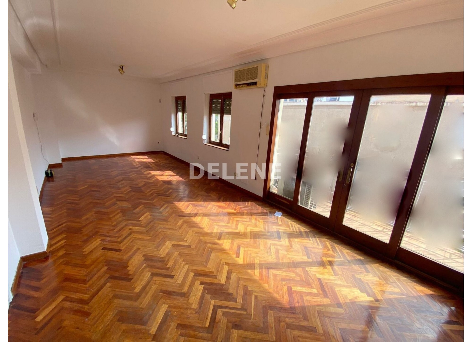 2794 PISO EN LÓPEZ DEL ORO