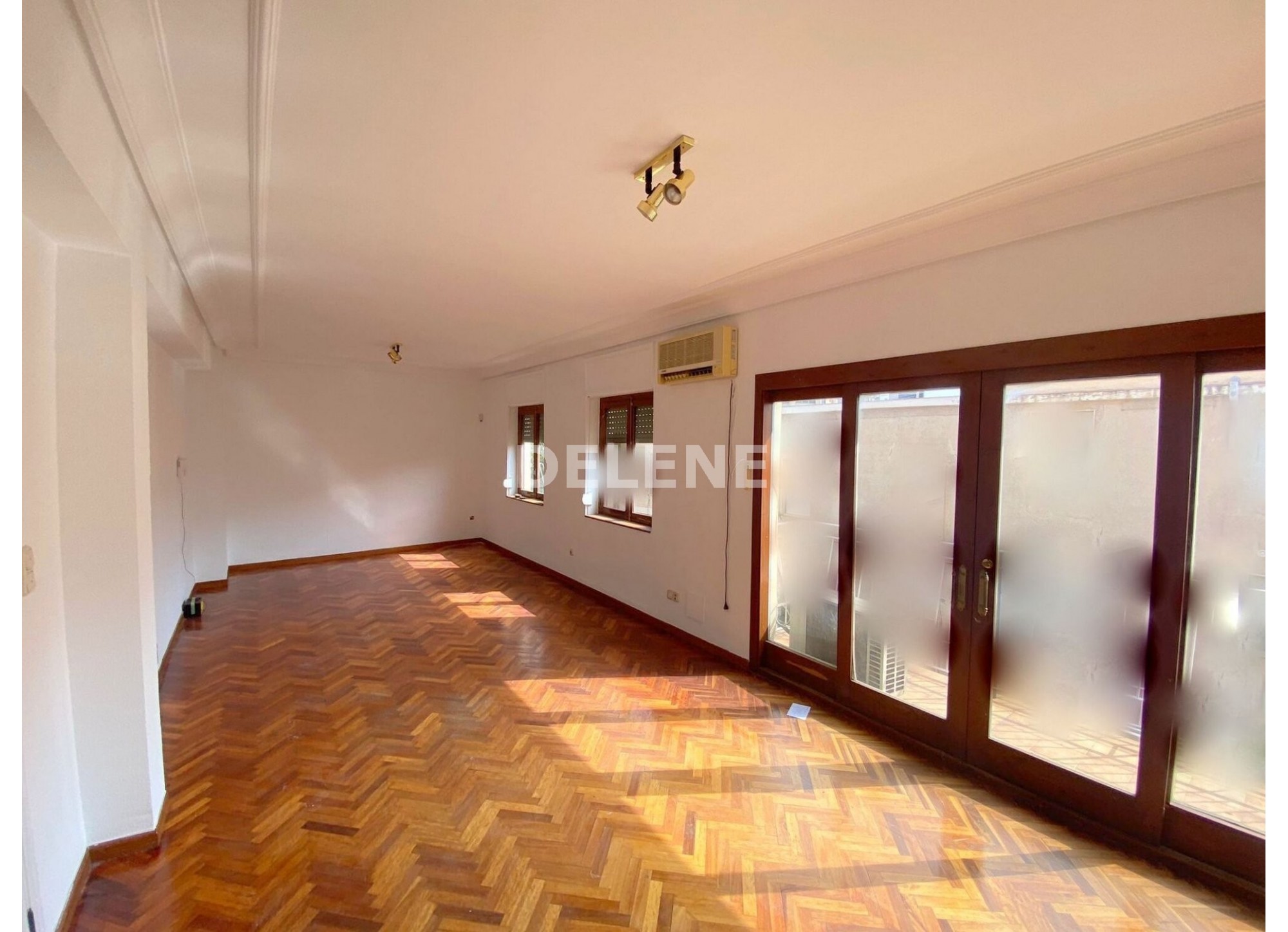 2794 PISO EN LÓPEZ DEL ORO