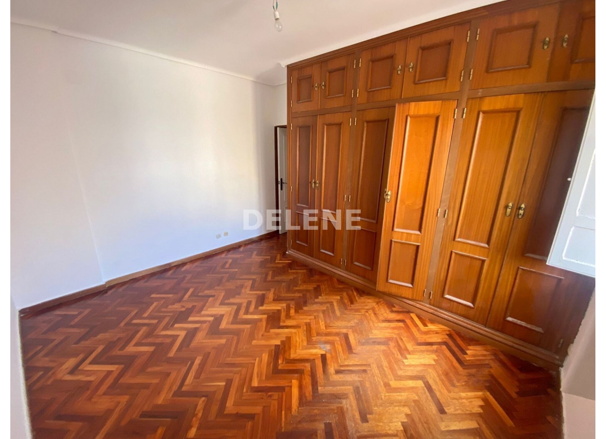 2794 PISO EN LÓPEZ DEL ORO