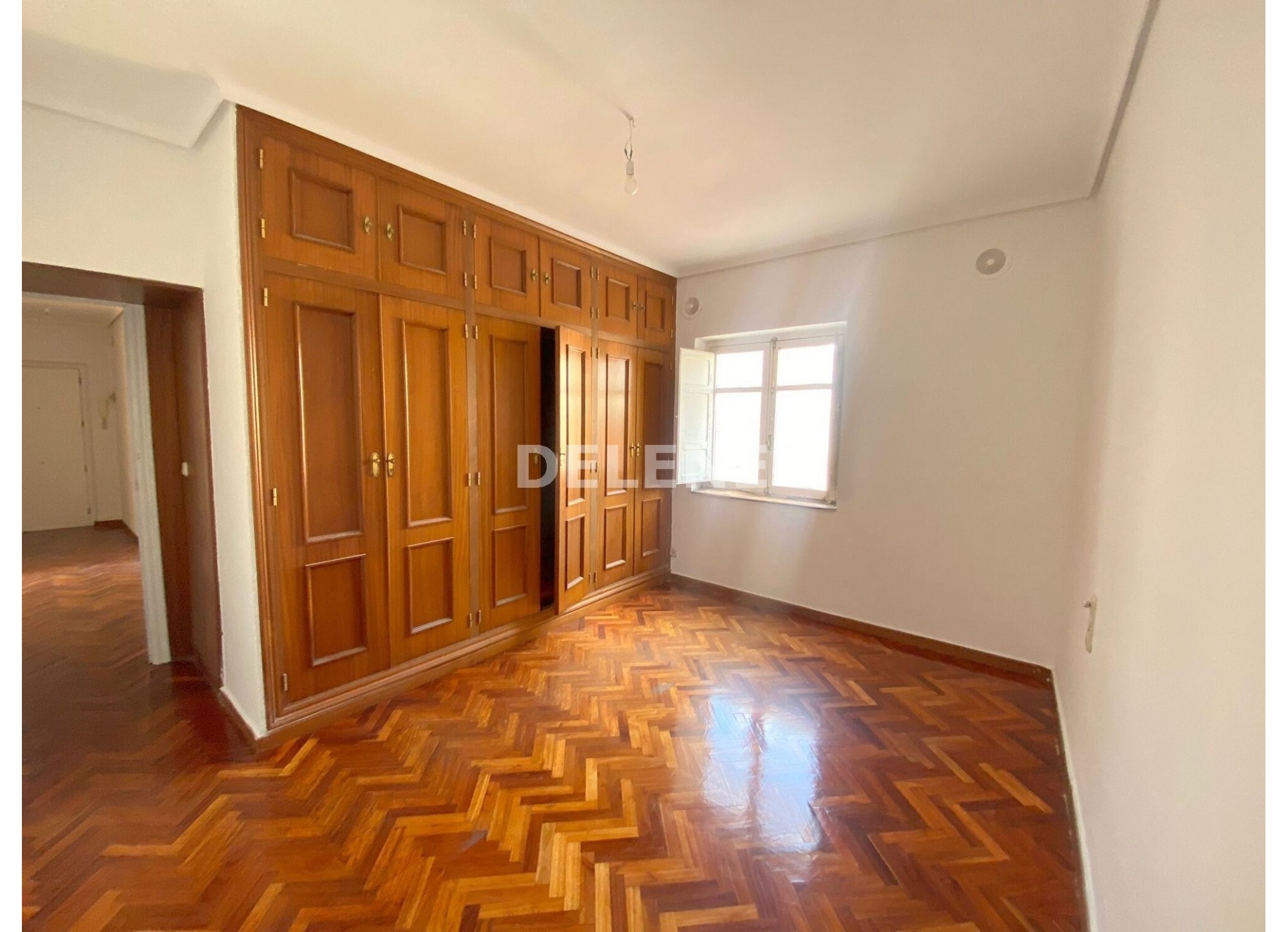 2794 PISO EN LÓPEZ DEL ORO