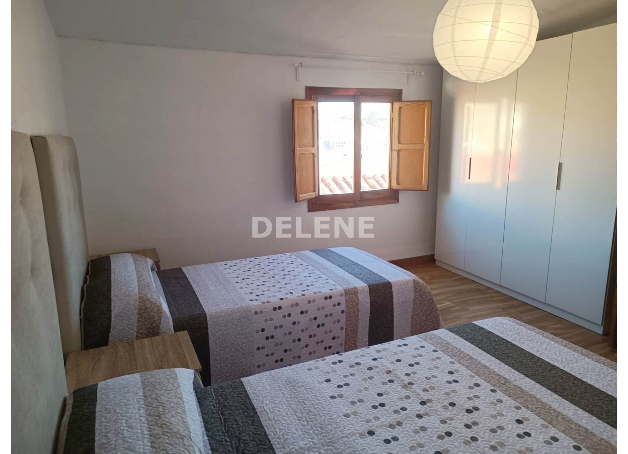 2798 CASA CON BUHARDILLA EN ELCHE DE LA SIERRA