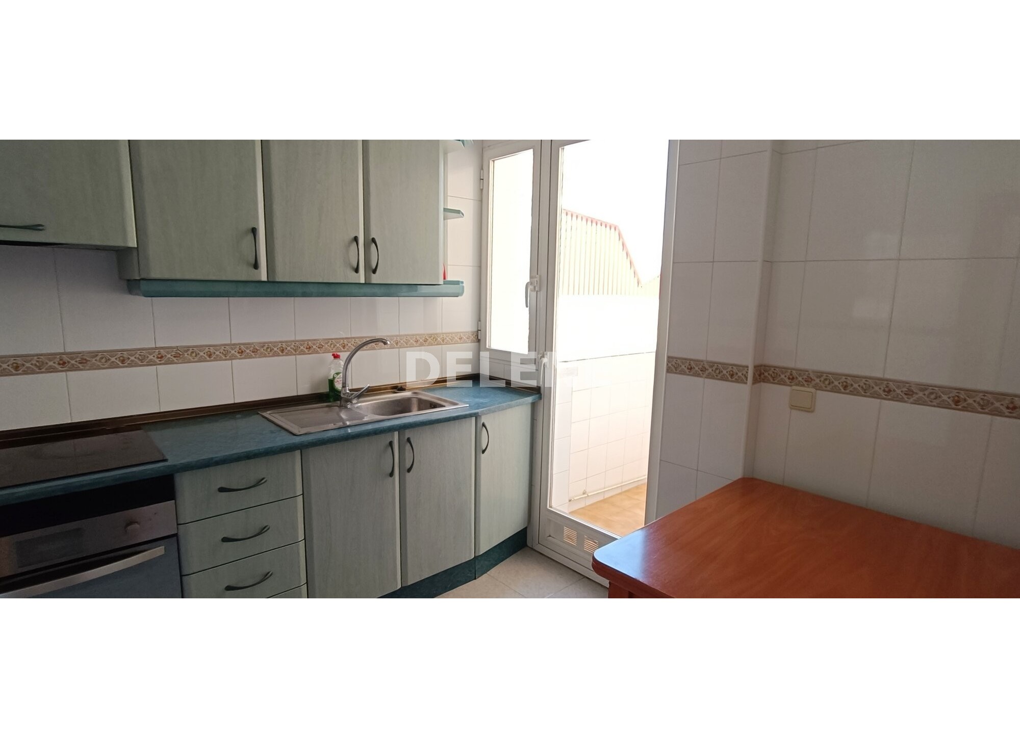 2802 PISO CON TRASTERO PRÓXIMO A PUERTAS DE MADRID