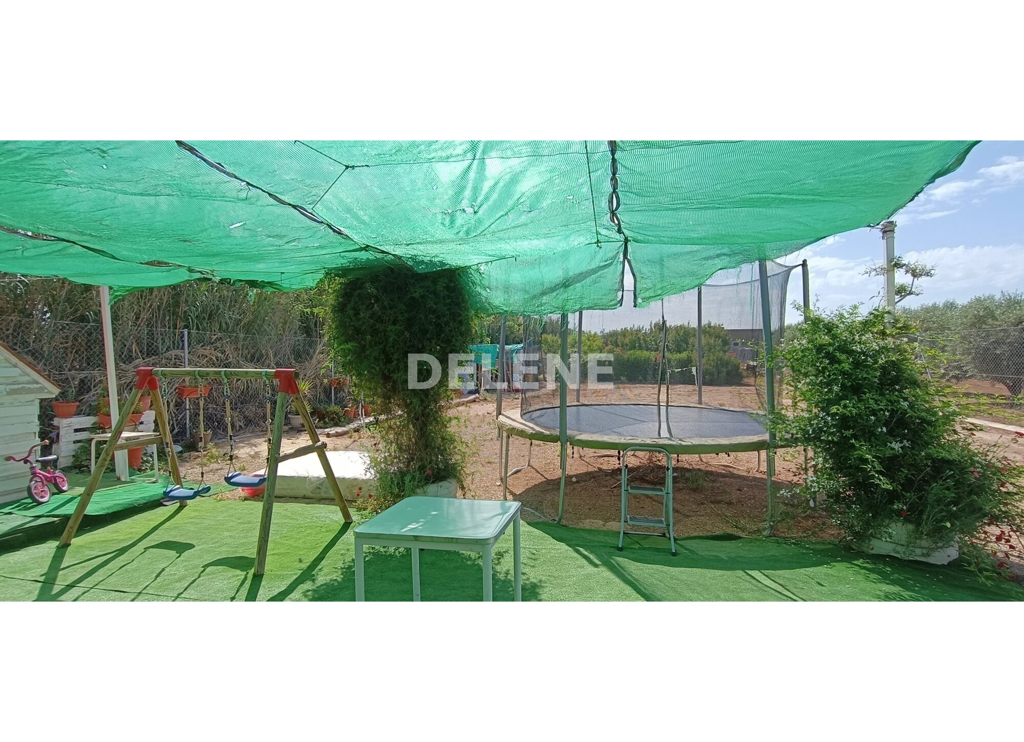 2804 CHALET DE CAMPO CON PISCINA, EN TOBARRA