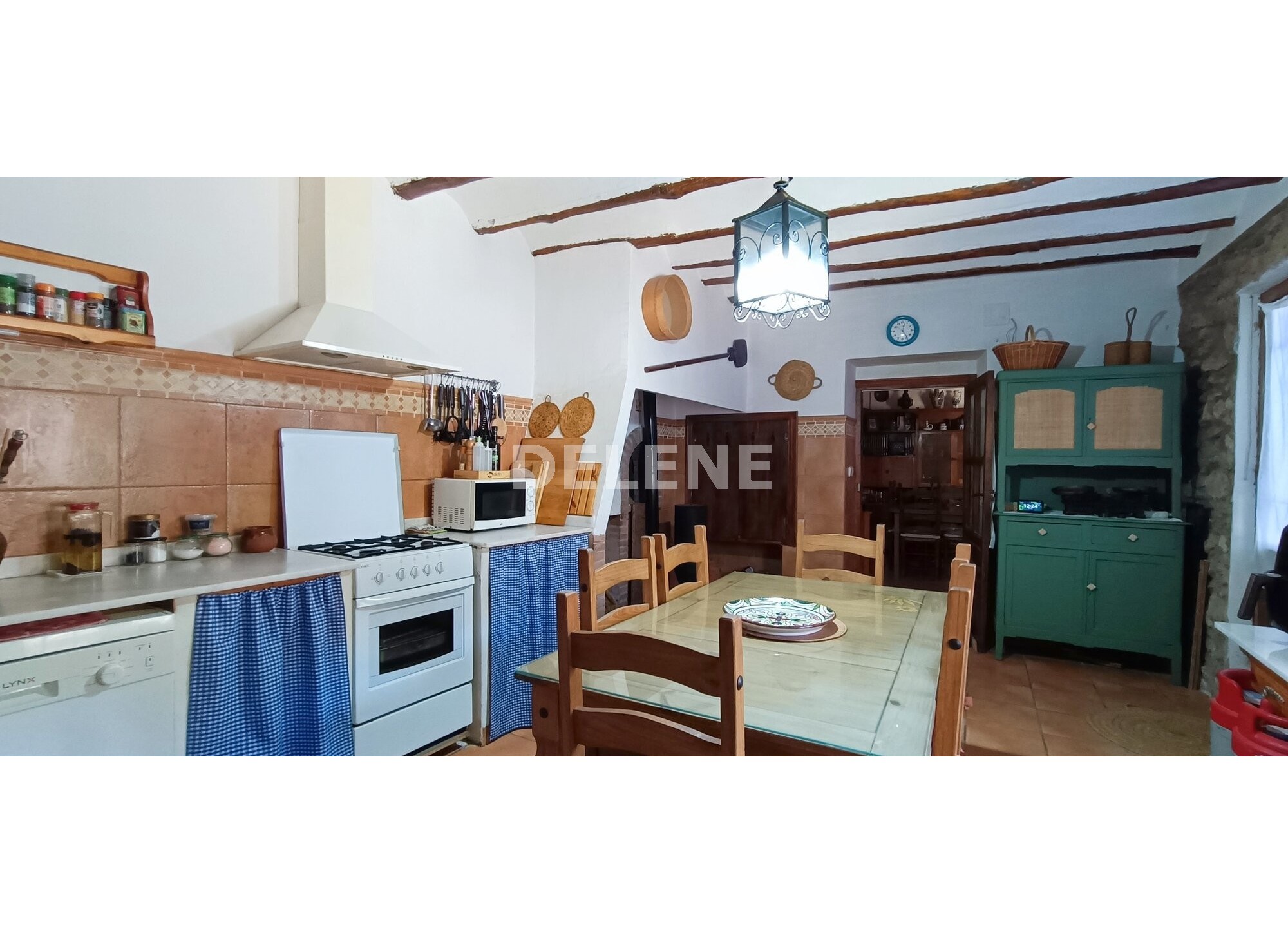 2815 CHALET DE CAMPO EN CORDOVILLA